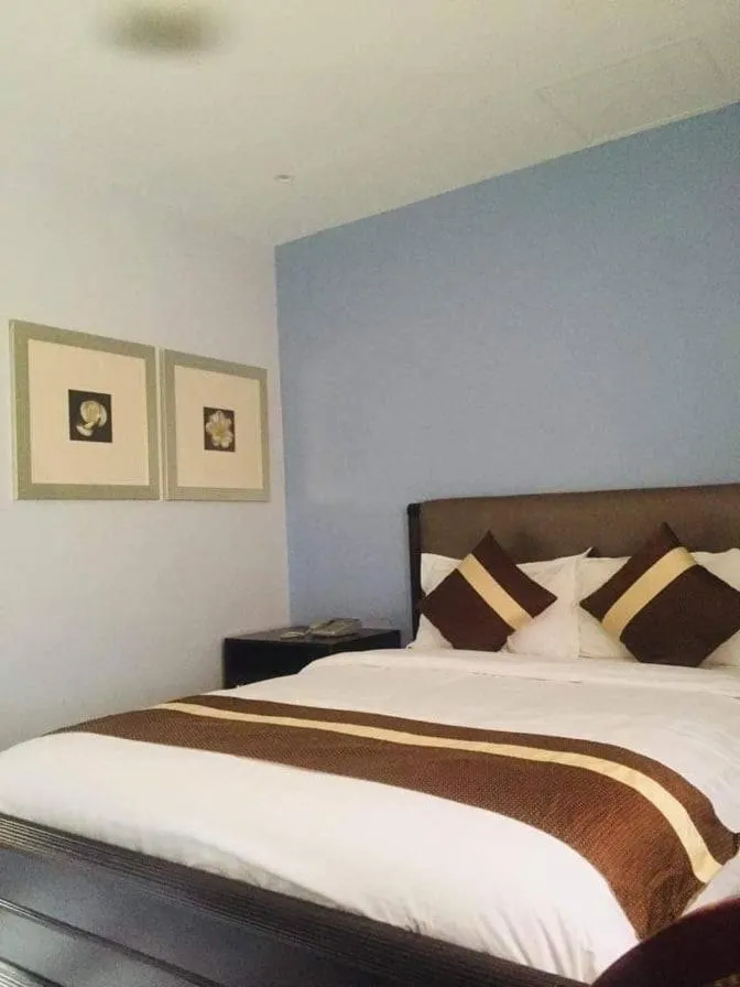 Bed in Subic Bay View Diamond Hotel