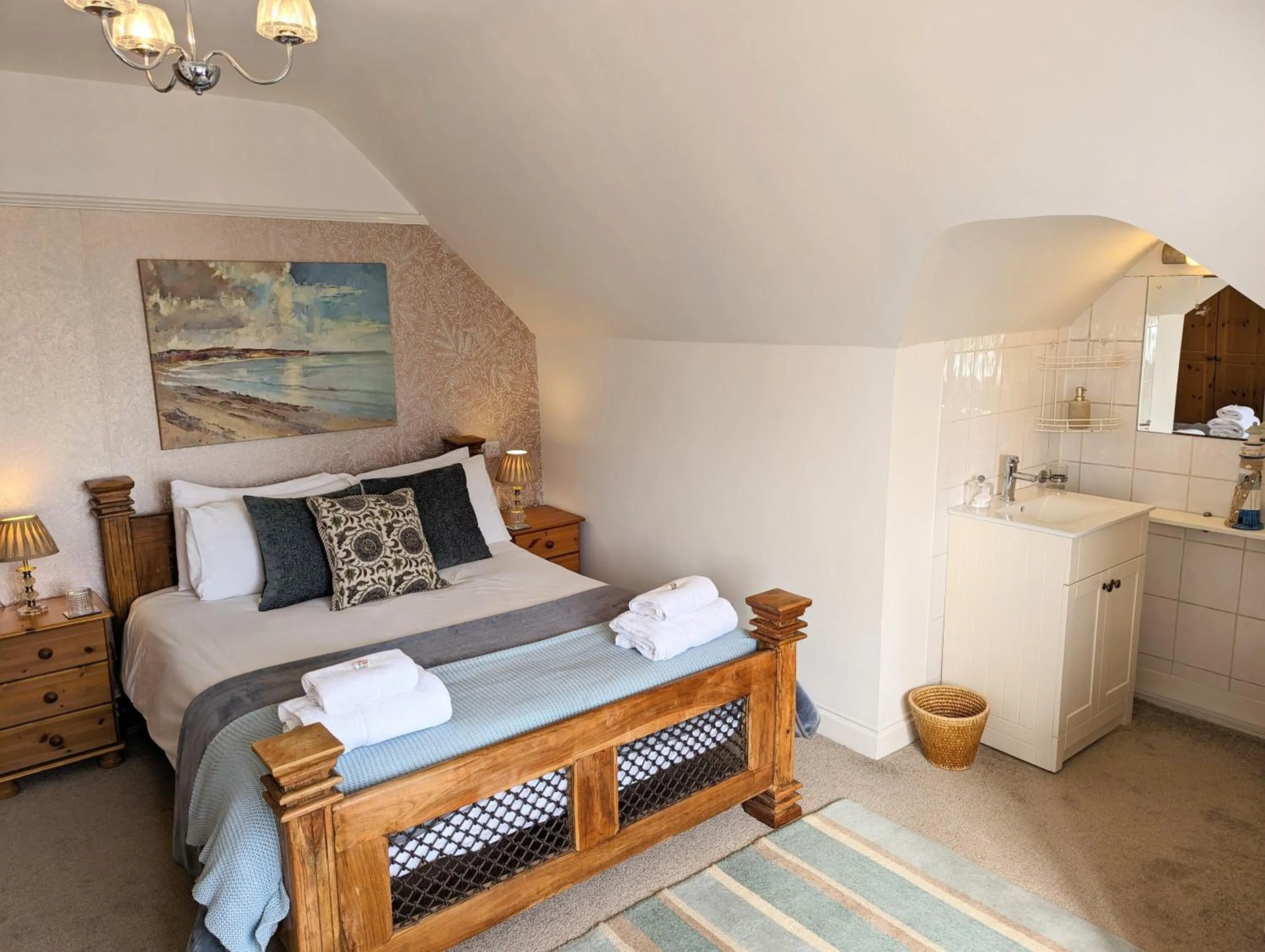 Bed in Alexander Lodge