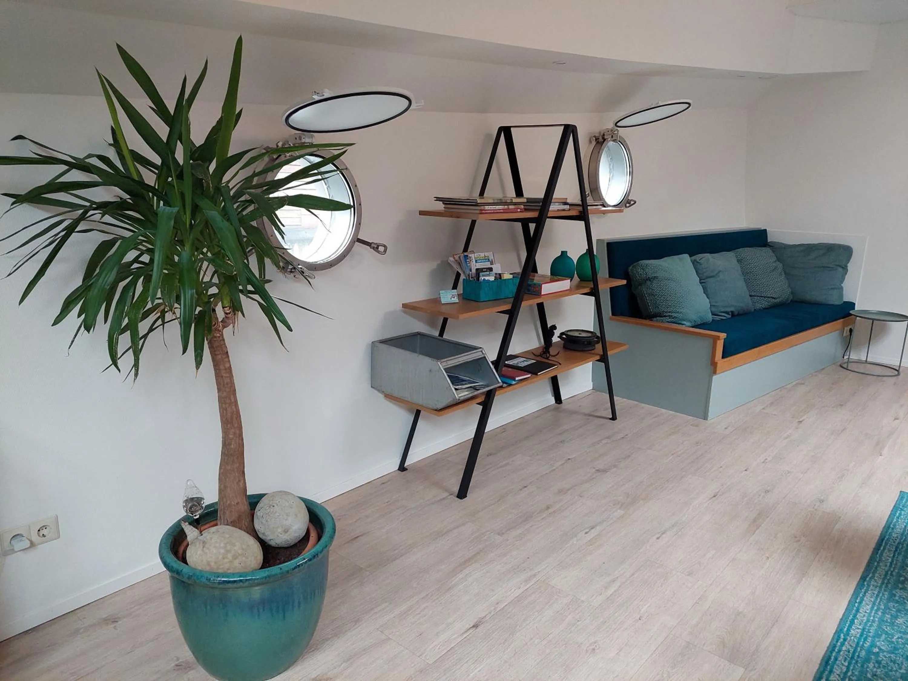 Living room in Rooms on Water