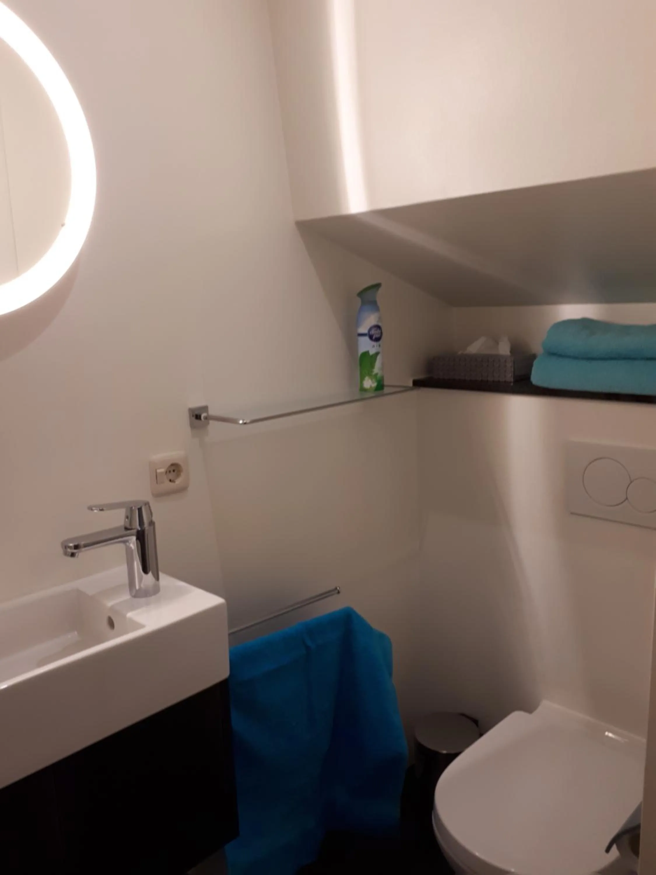 Bathroom in Rooms on Water