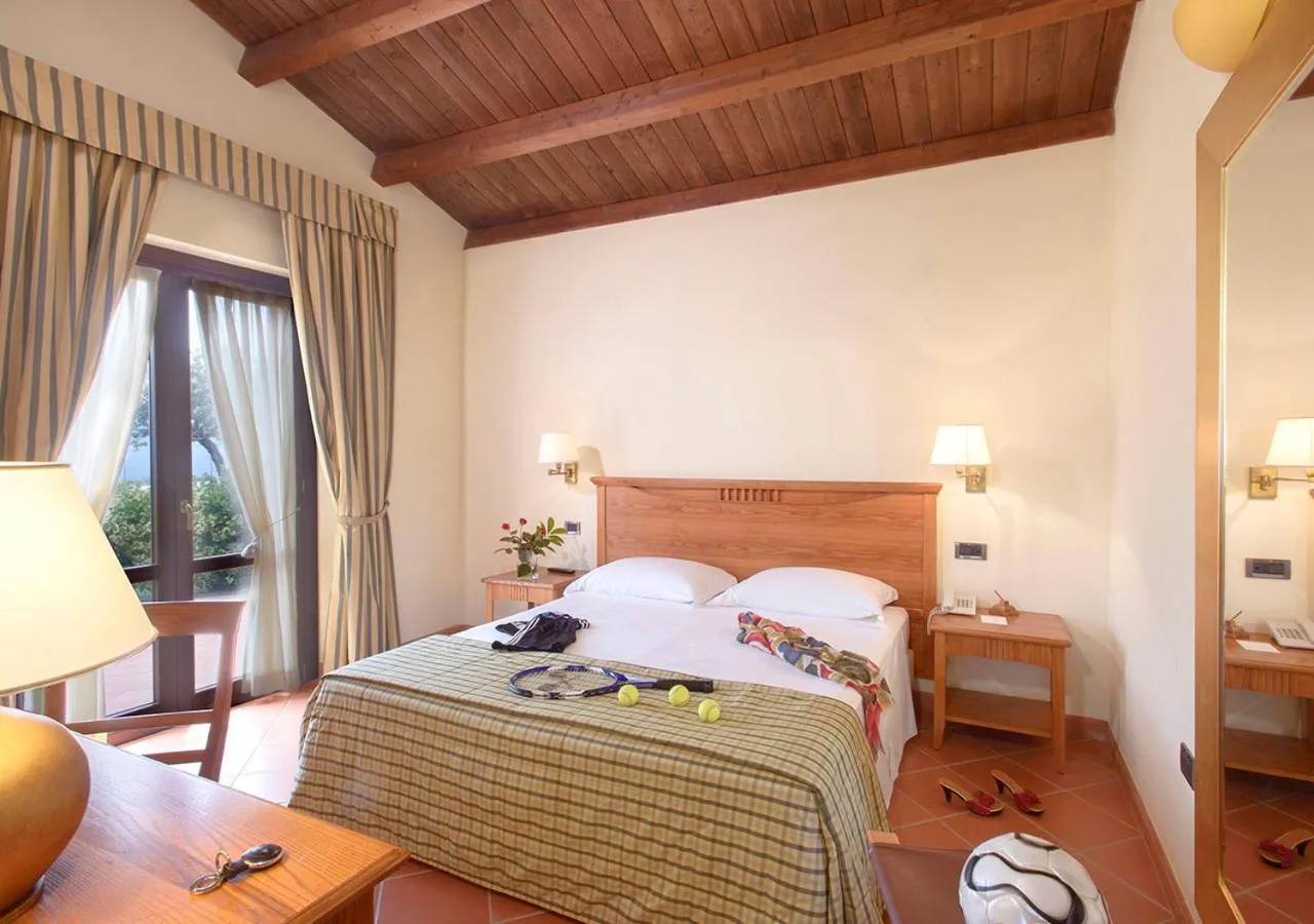 Bedroom, Bed in Popilia Country Resort