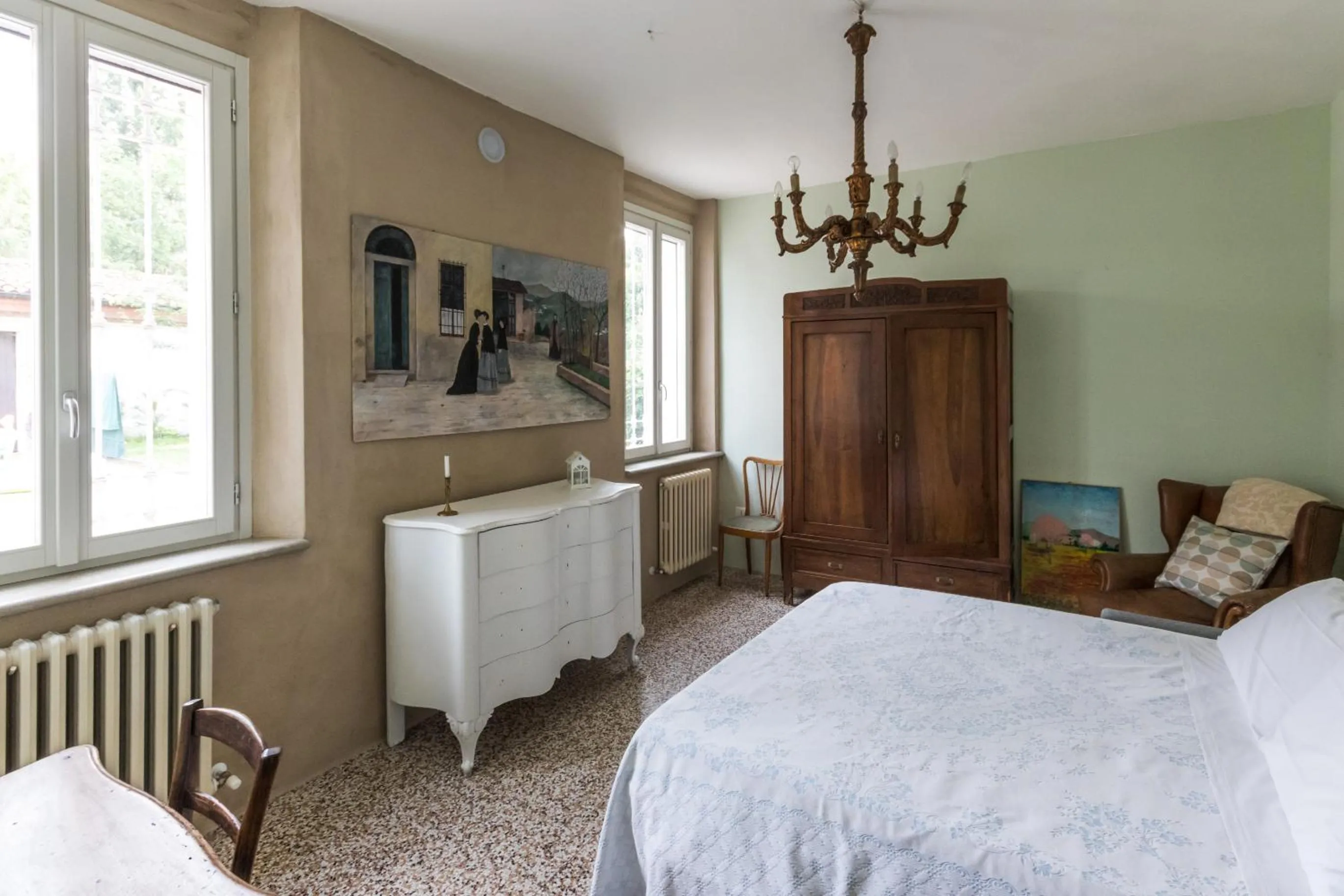 Photo of the whole room, Bed in B&B Antica cascina
