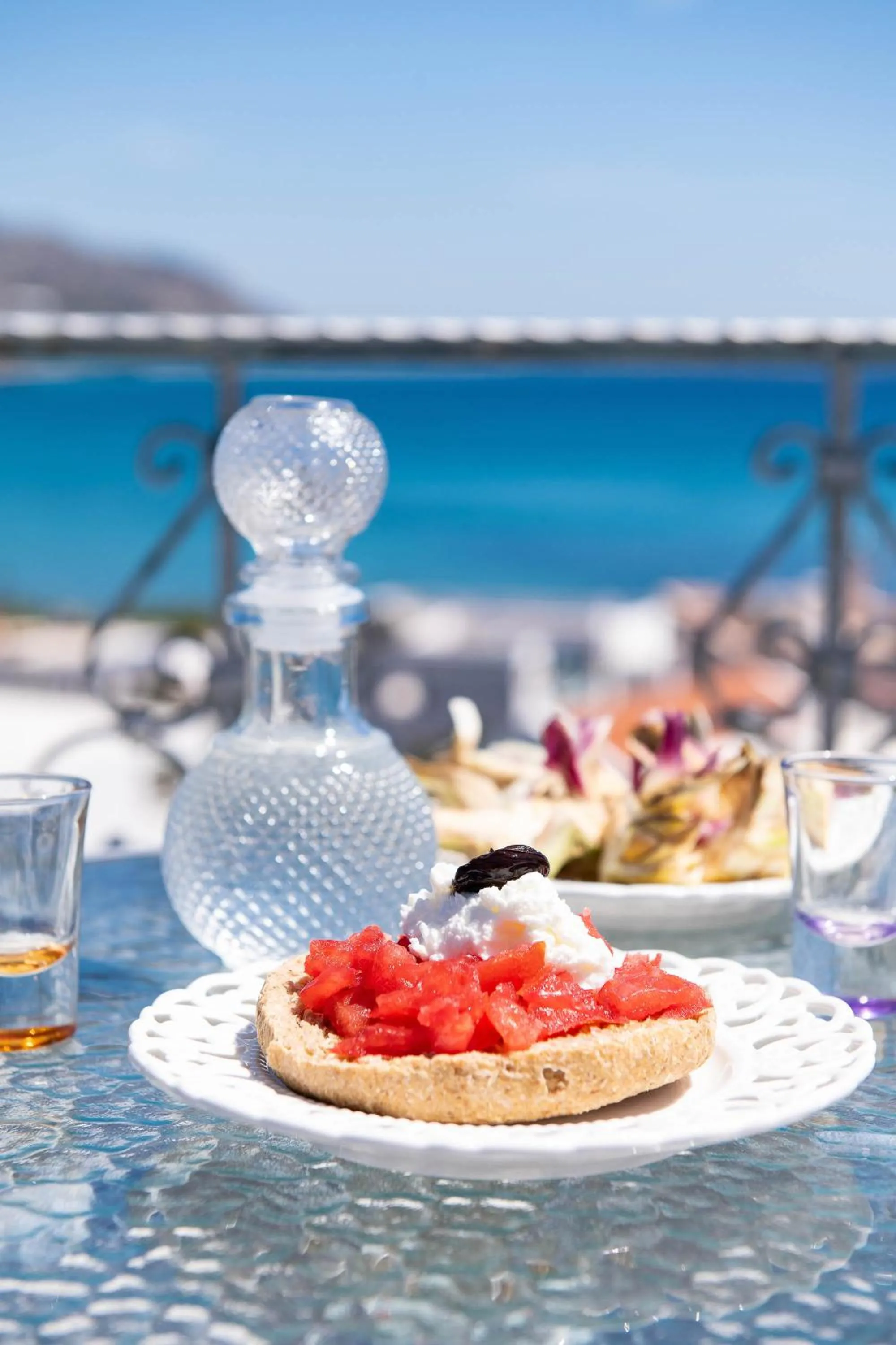 Day in Afroditi Apartments