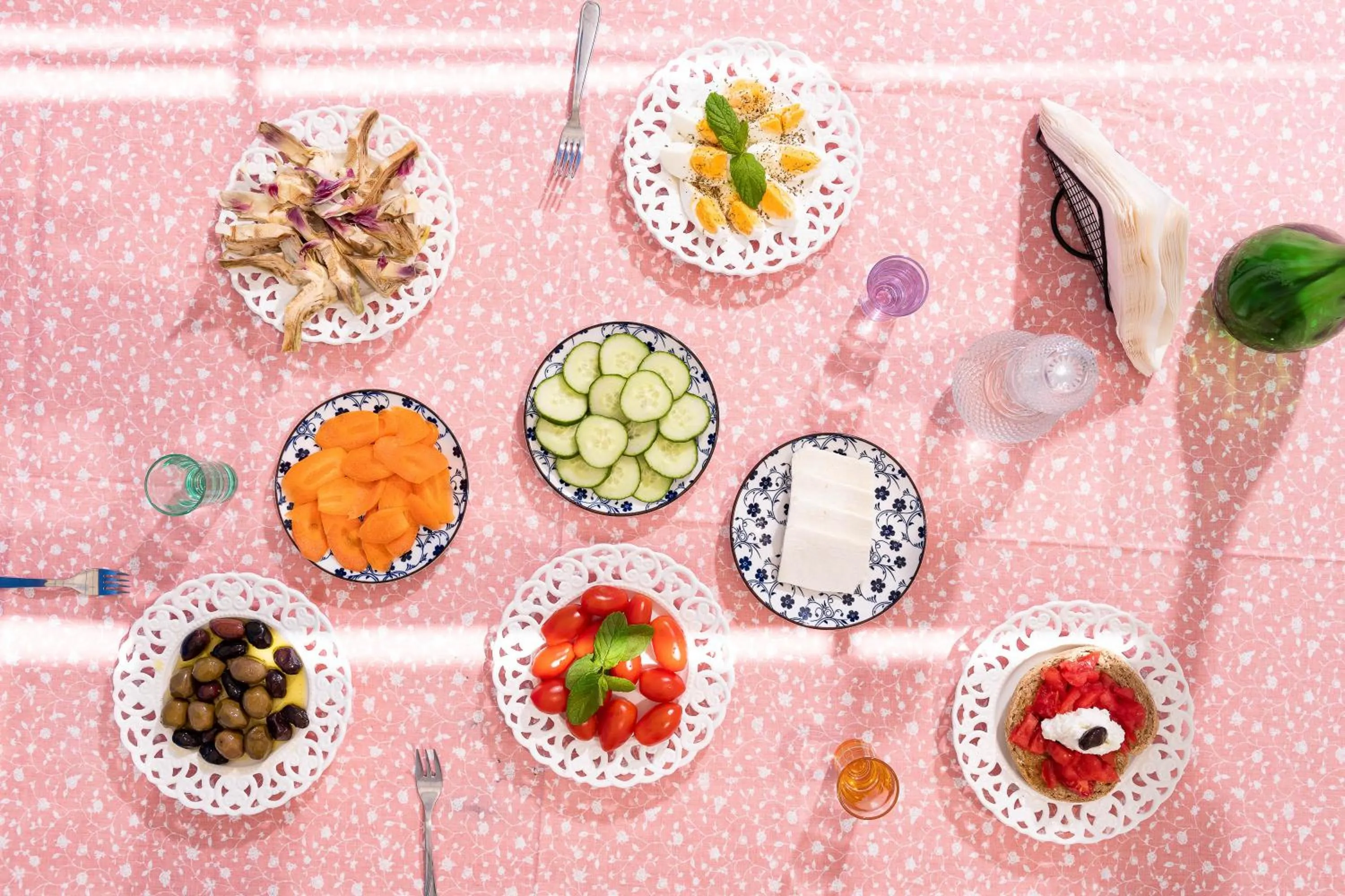 Food and drinks in Afroditi Apartments