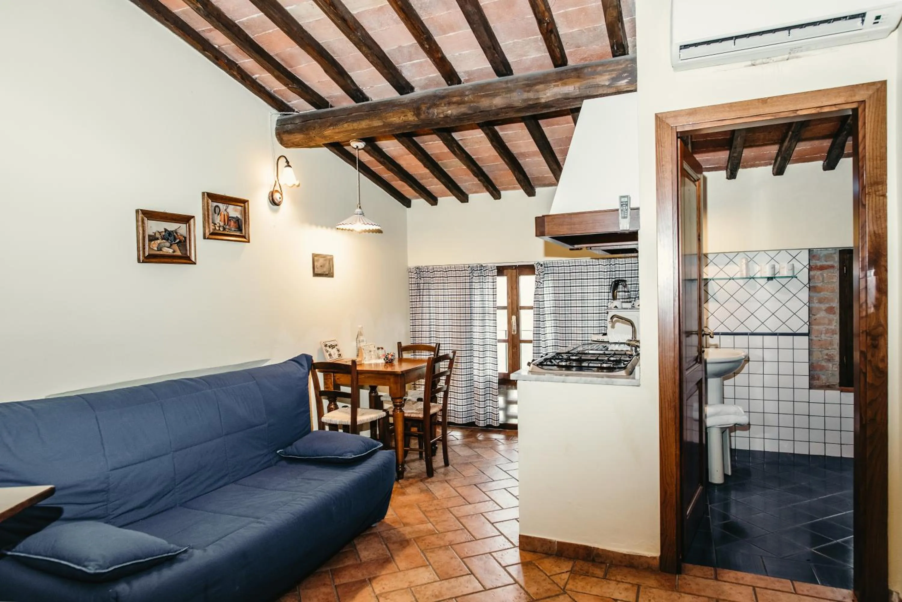 Bathroom in Casa Di Campagna In Toscana