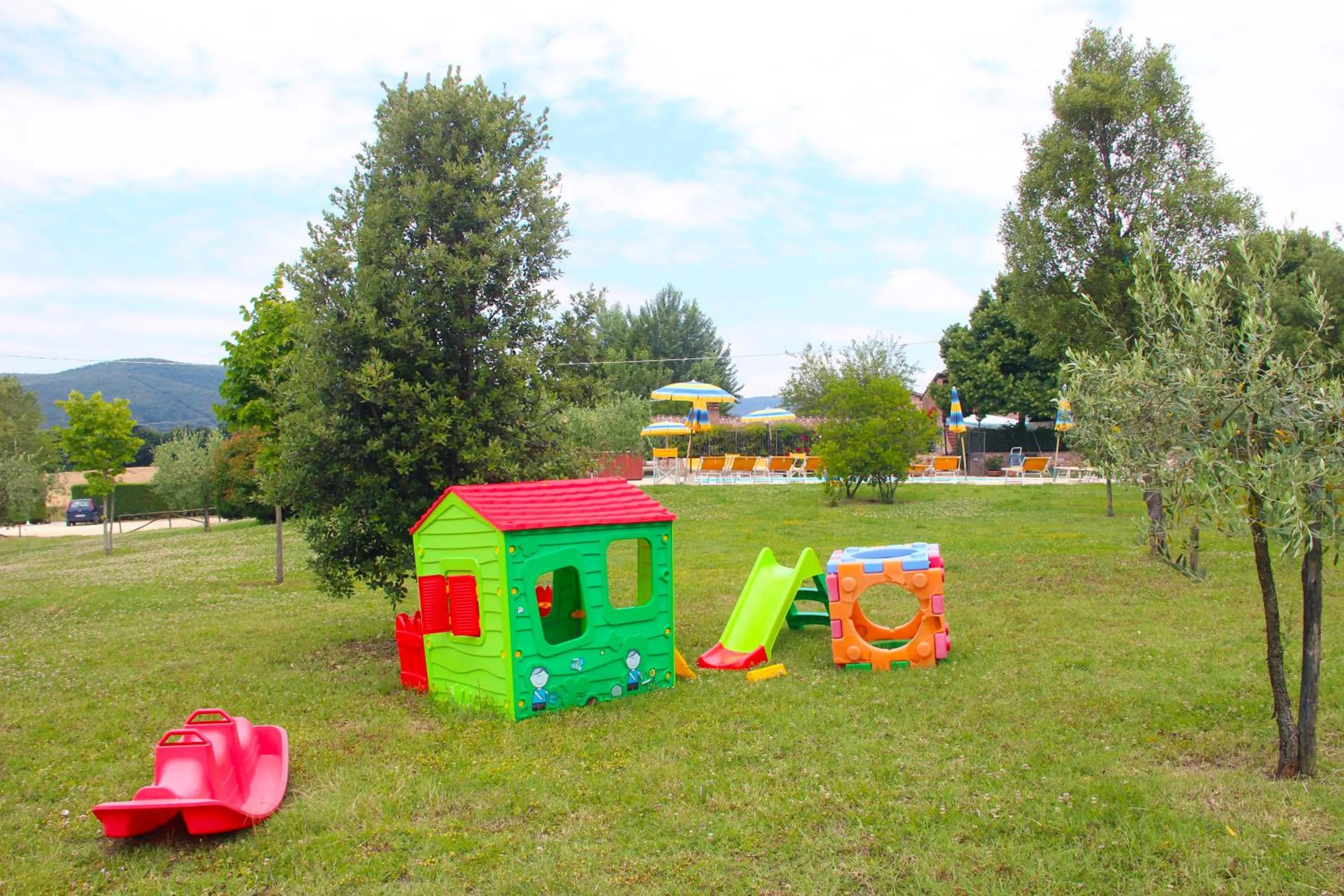 Children play ground in Casa Di Campagna In Toscana