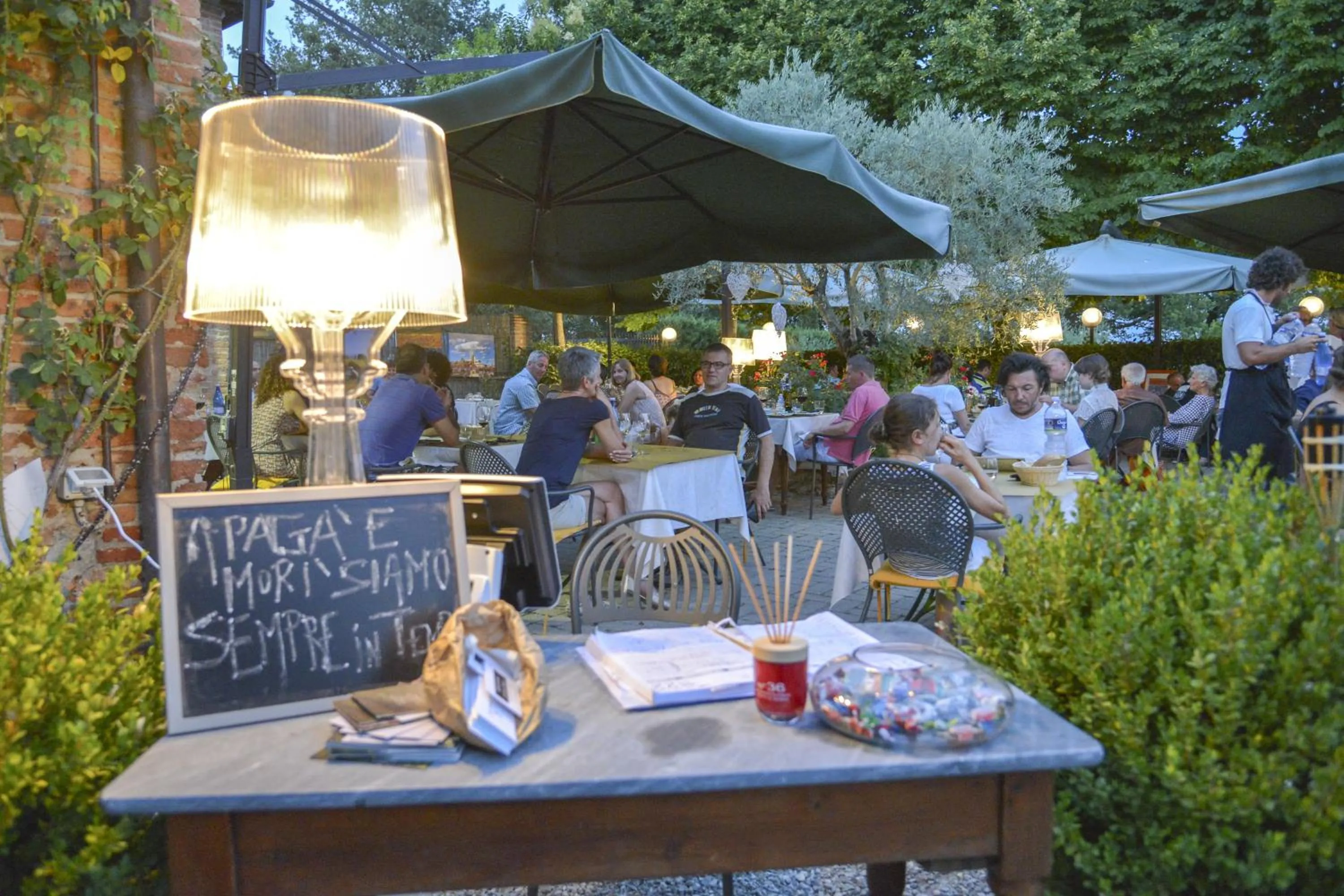 Restaurant/places to eat in Casa Di Campagna In Toscana