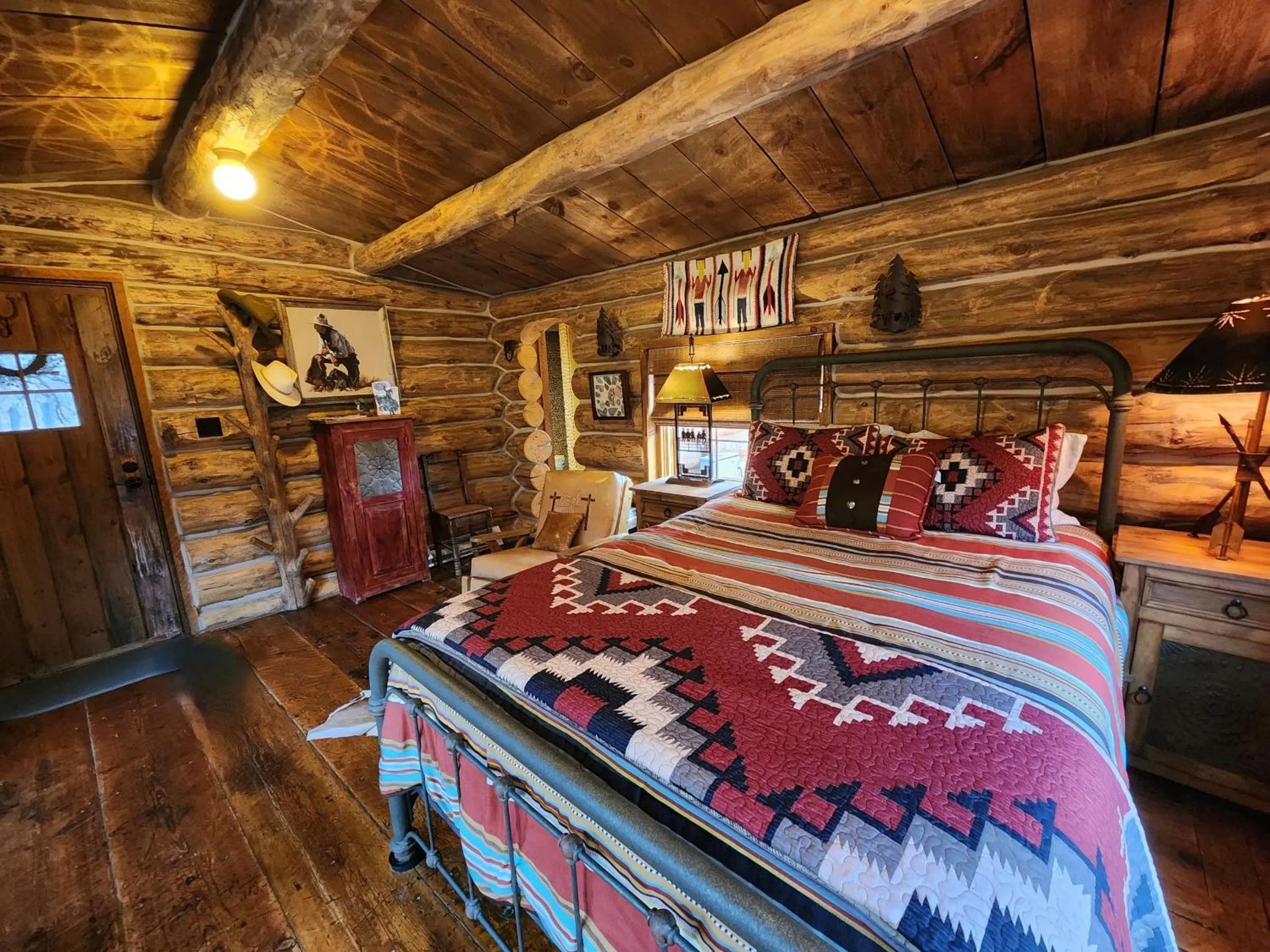 Property building, Bed in Canyon Of The Ancients Guest Ranch