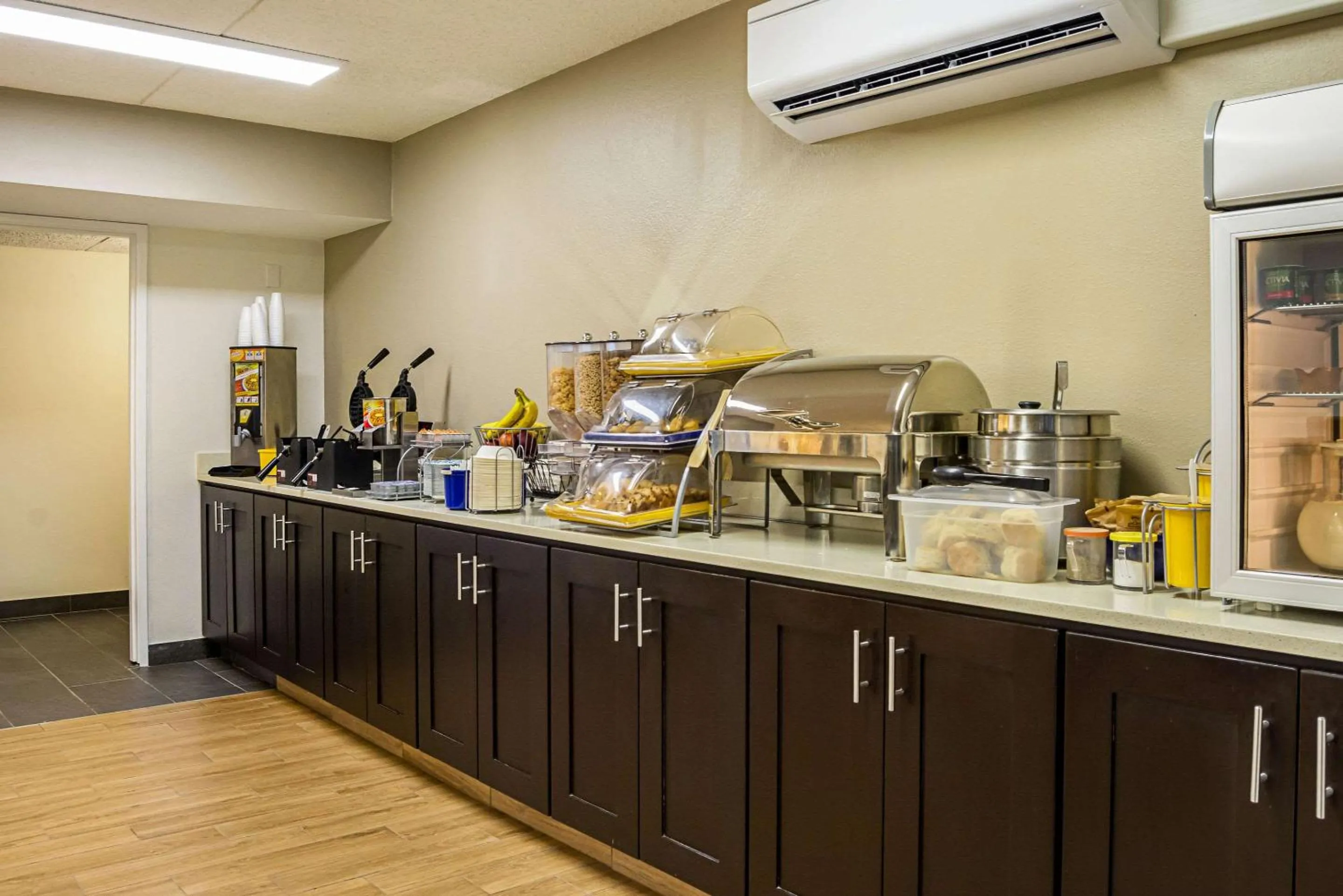 Restaurant/places to eat in Quality Inn & Suites Clackamas - Portland