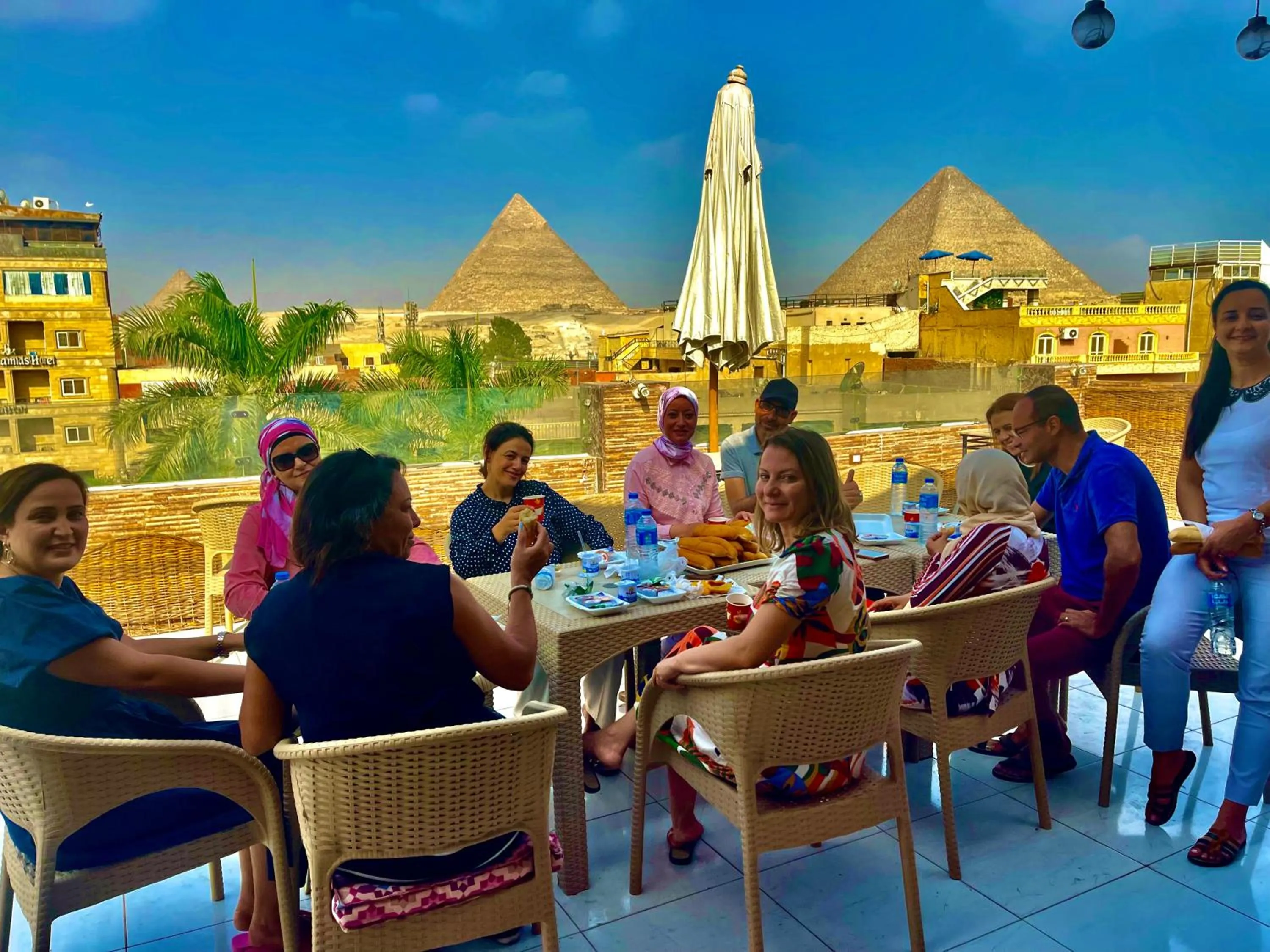 Restaurant/places to eat in Makadi Pyramids View