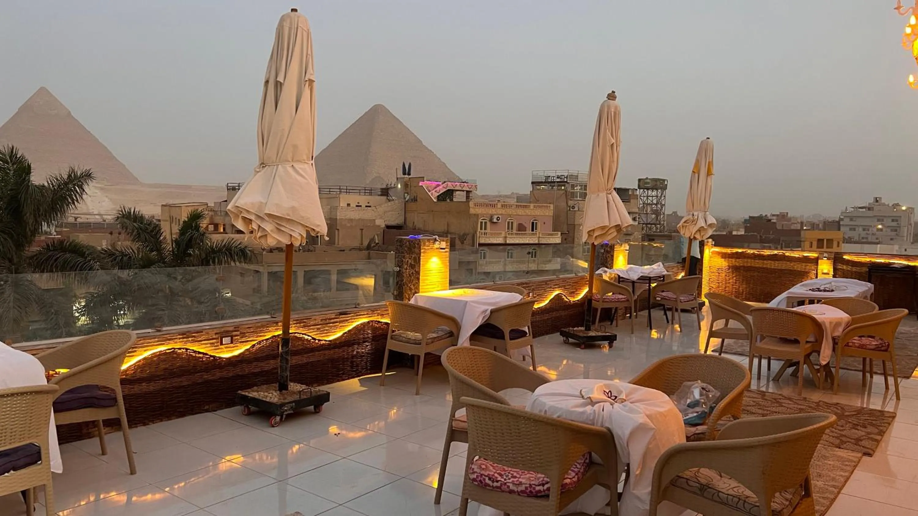 Restaurant/places to eat in Makadi Pyramids View
