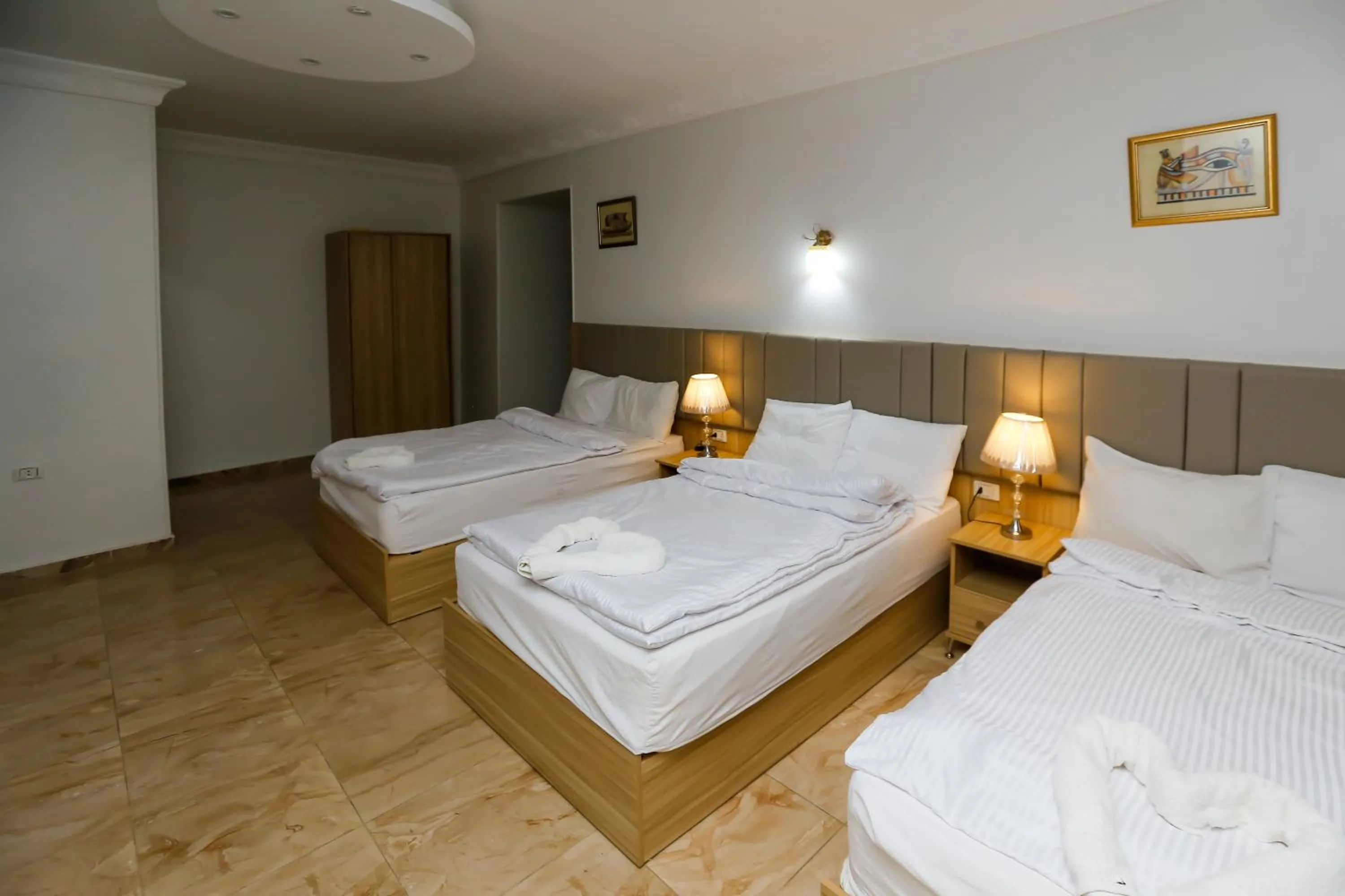 Bedroom, Bed in Makadi Pyramids View