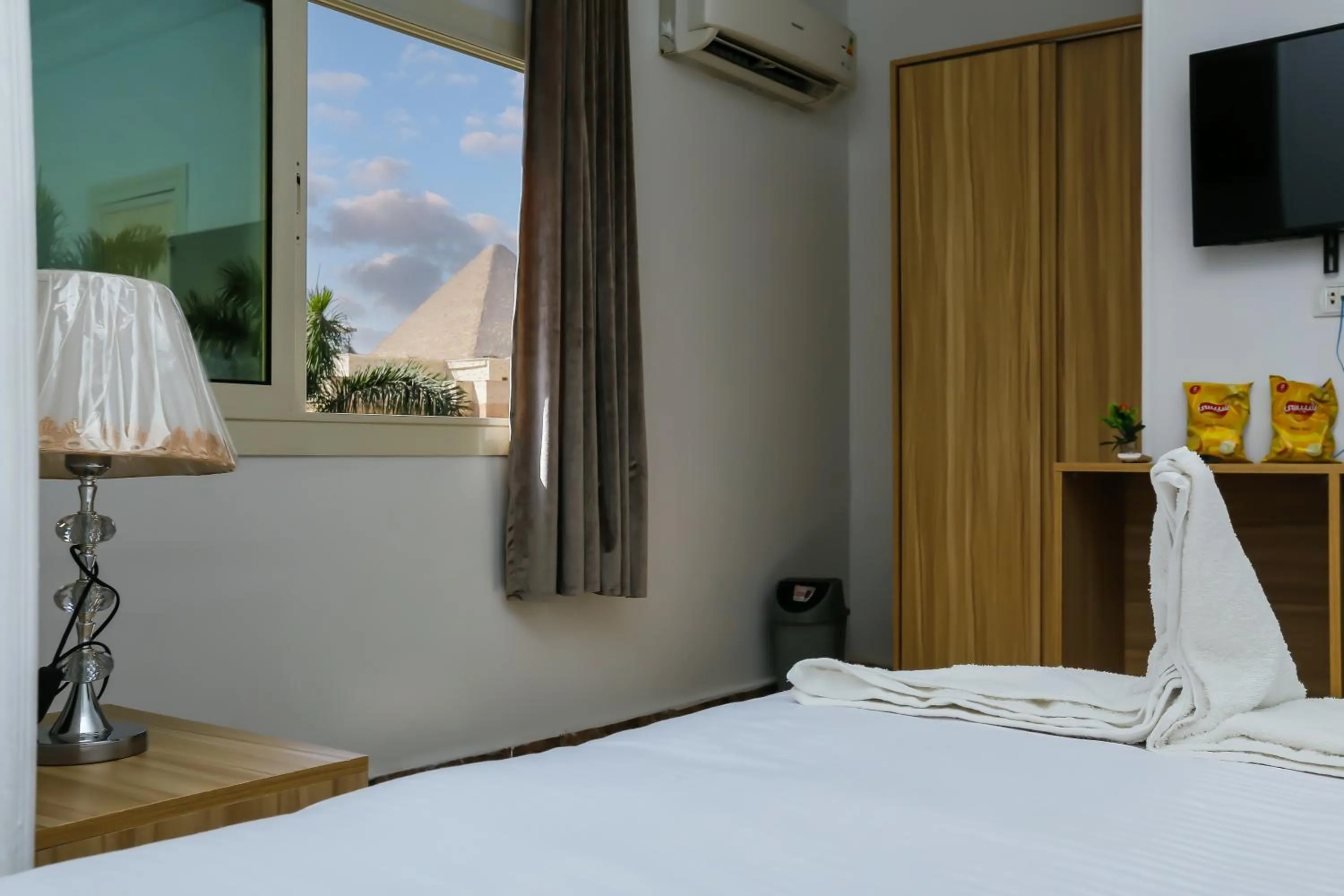 Bed in Makadi Pyramids View