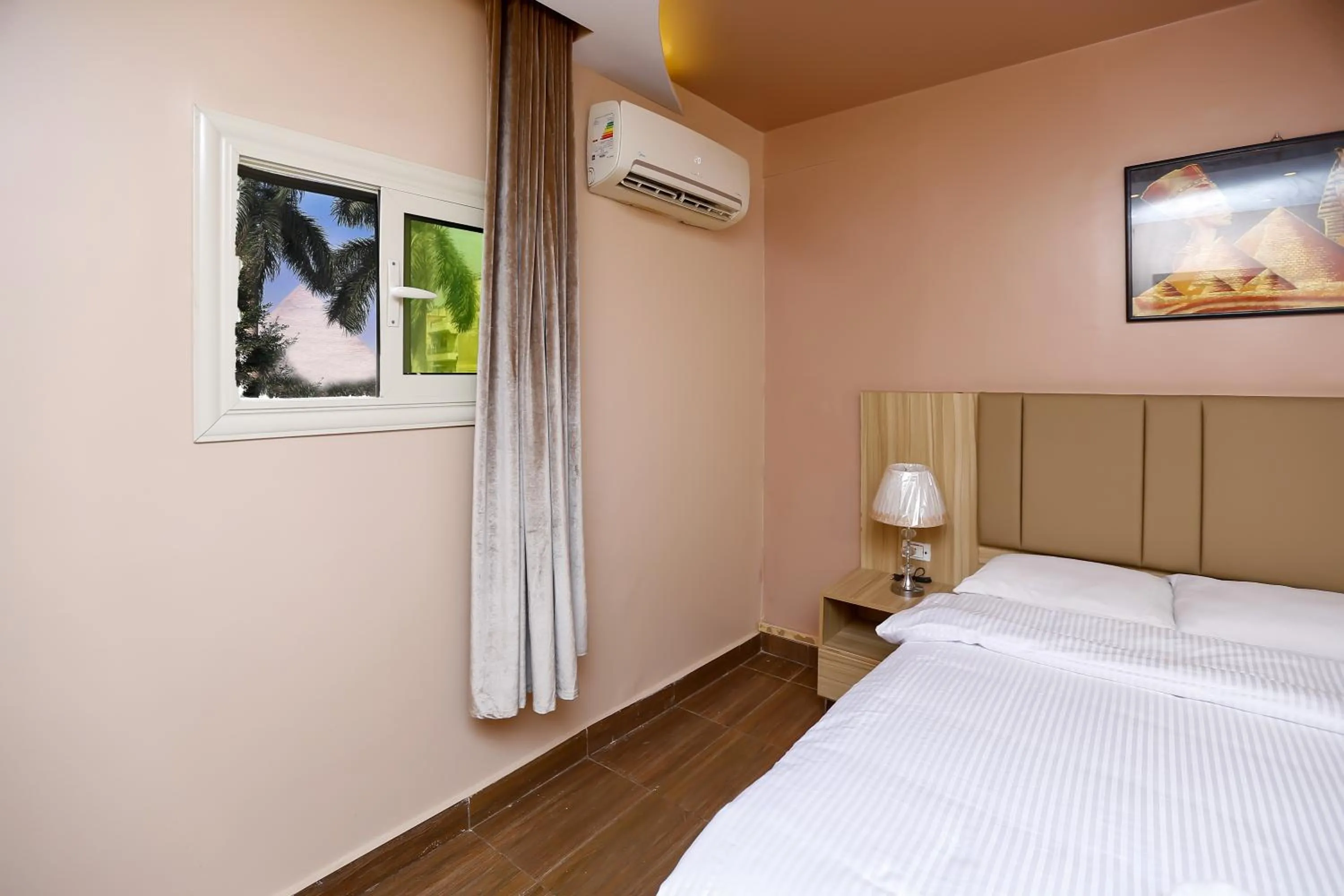 Bed in Makadi Pyramids View