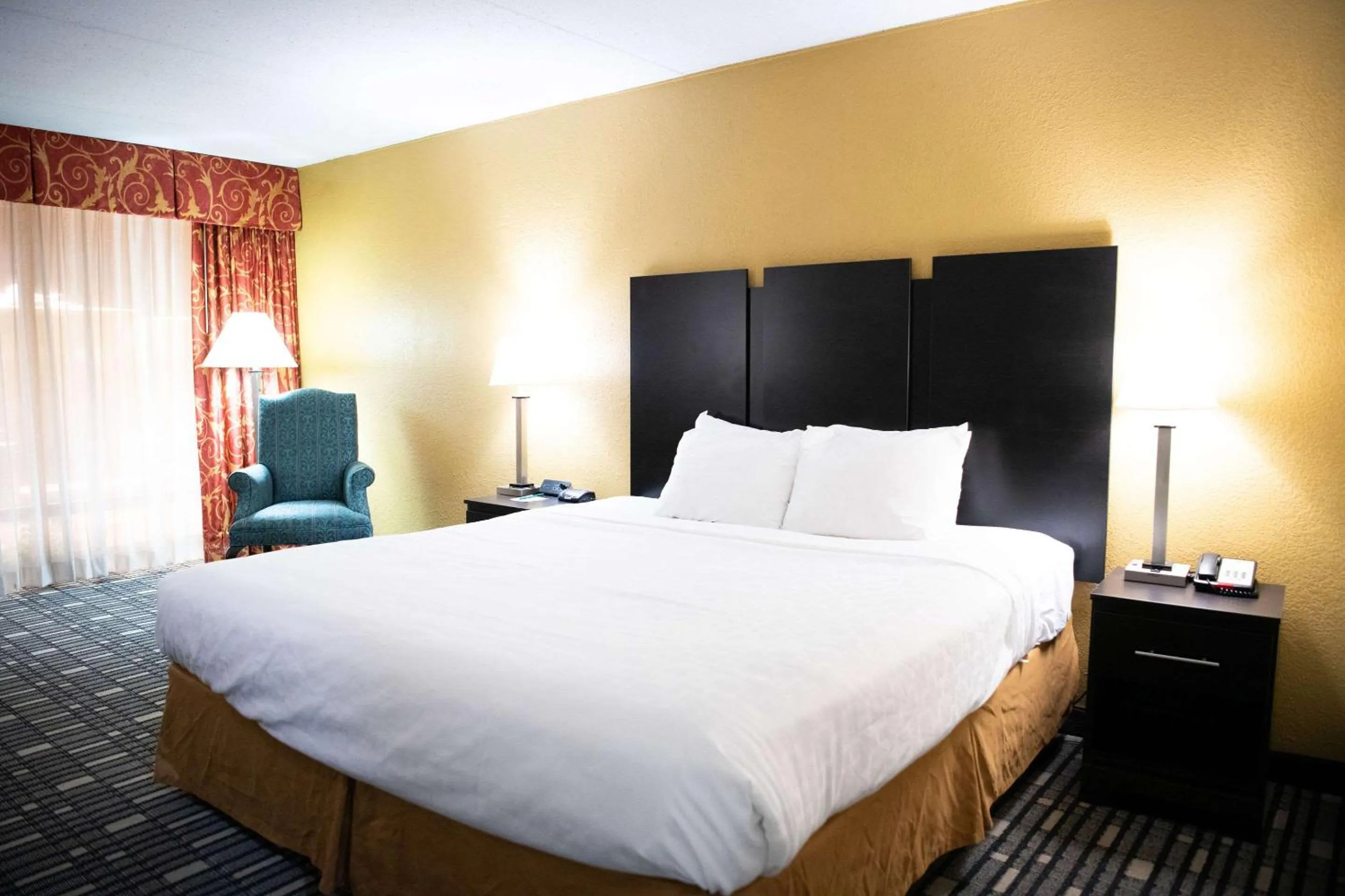 Bedroom, Bed in Quality Inn Somerset