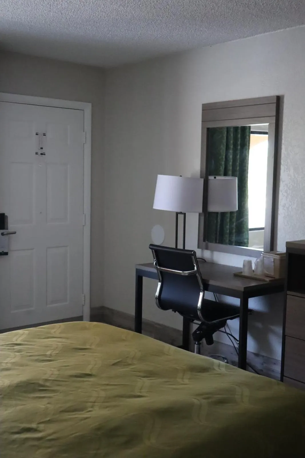 Property building, Bed in Quality Inn St Augustine Outlet Mall