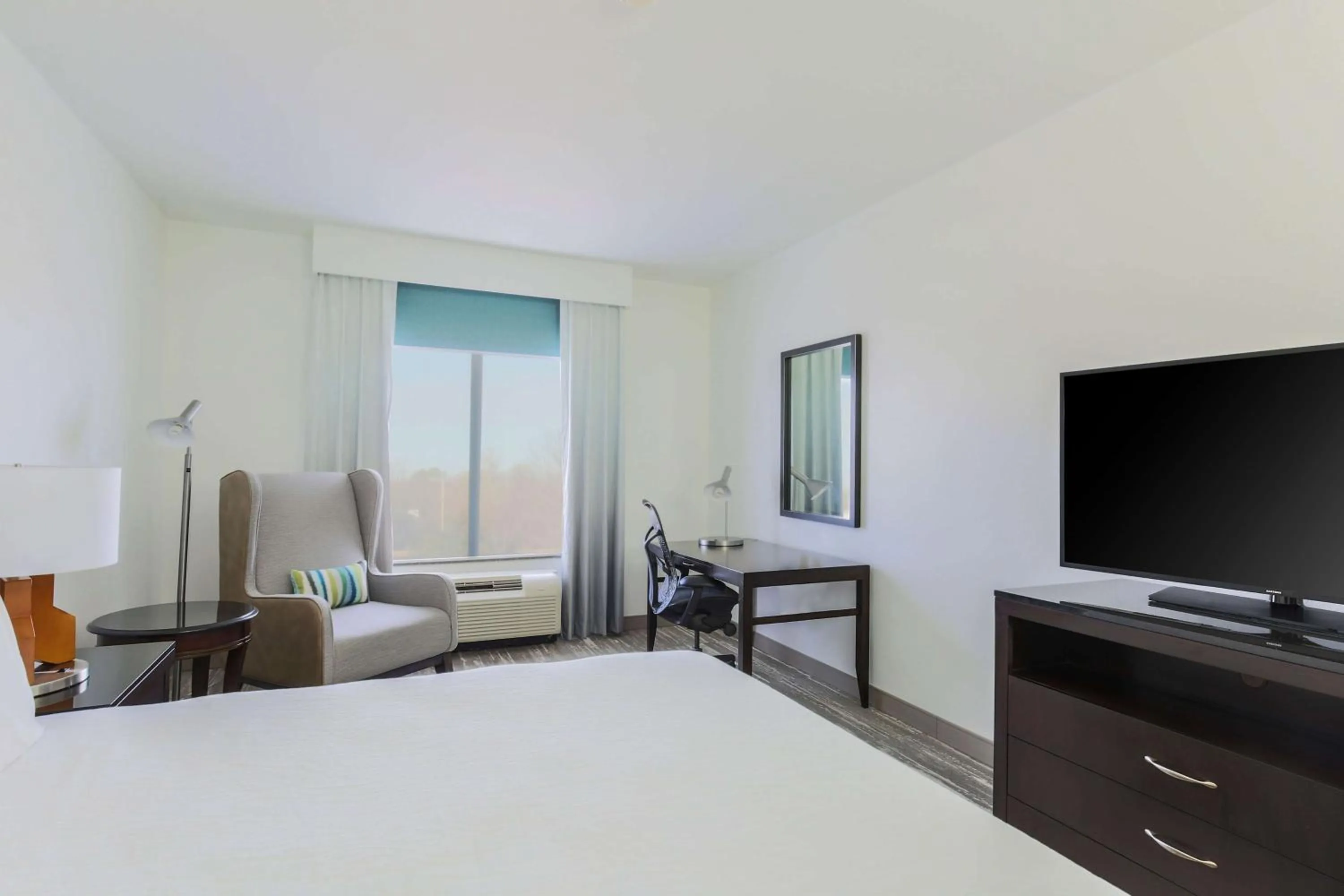 Bedroom, Bed in Hilton Garden Inn Norman