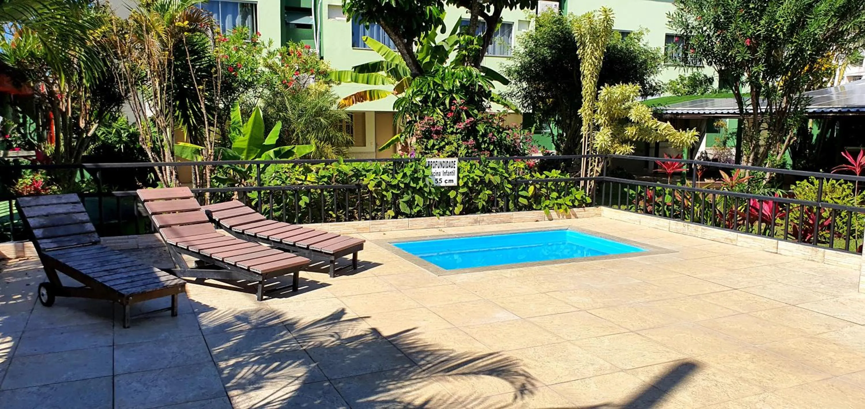 Swimming pool in Duas Praias Hotel Pousada