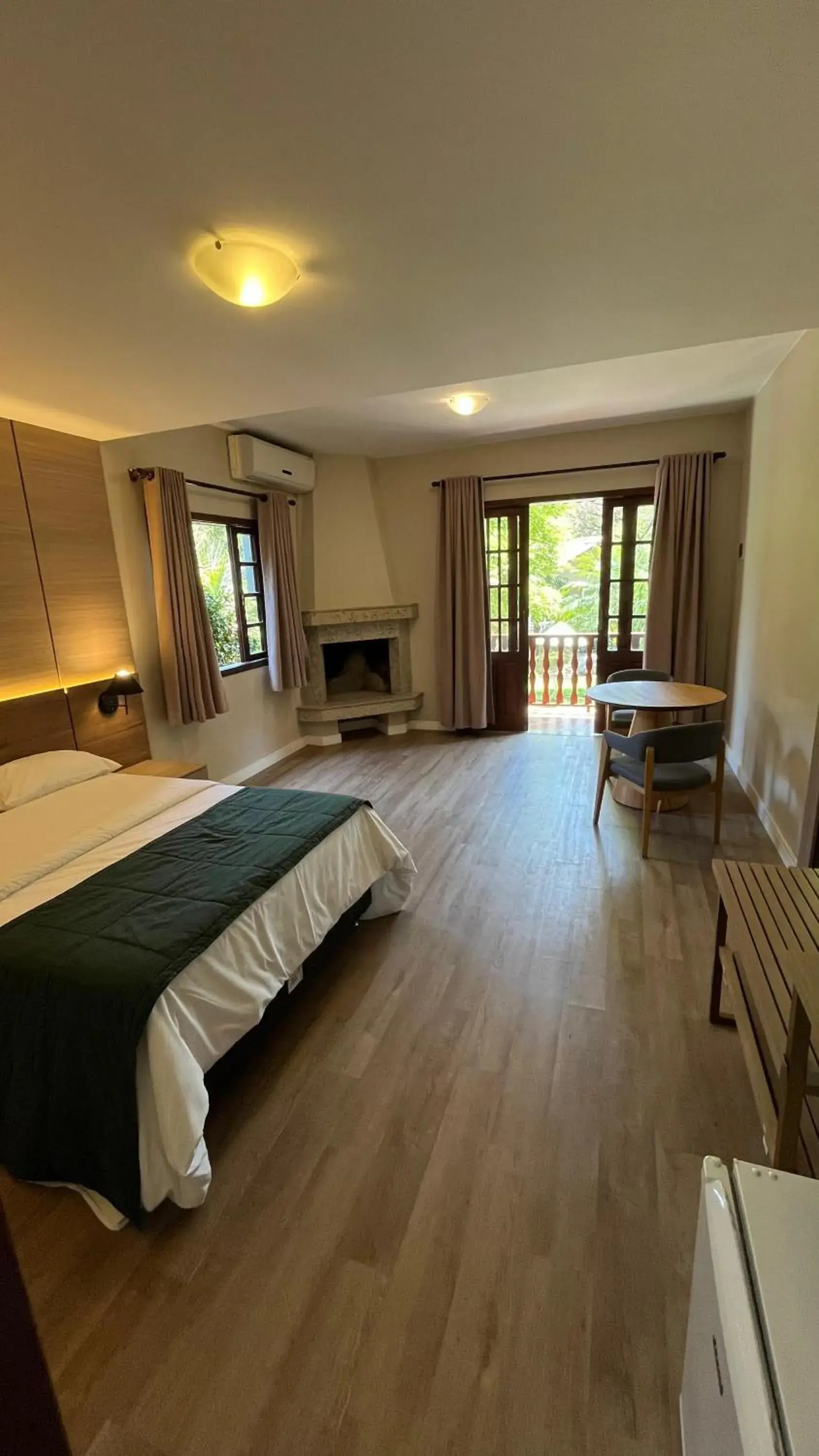 Double Room with Spa Bath - single occupancy in Hotel Vila Verde Double Room with Spa Bath - single occupancy in Hotel Vila Verde