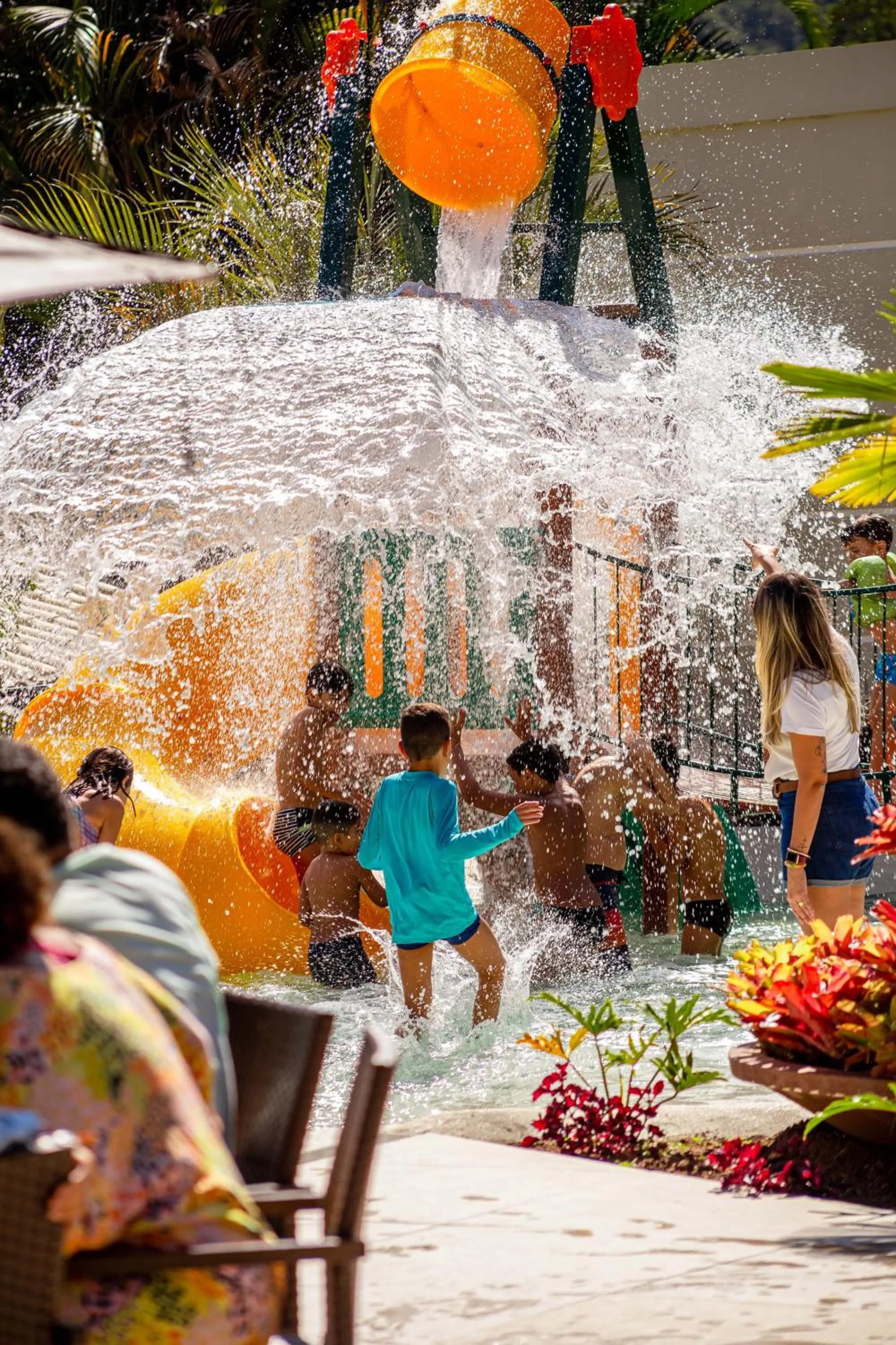 People in Hotel Vila Verde