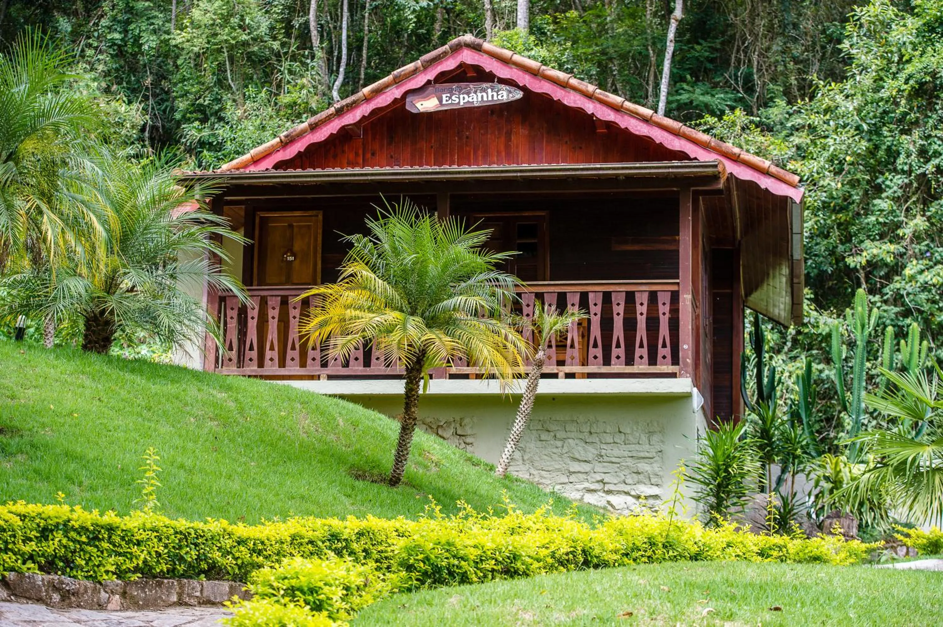 Property building in Hotel Vila Verde