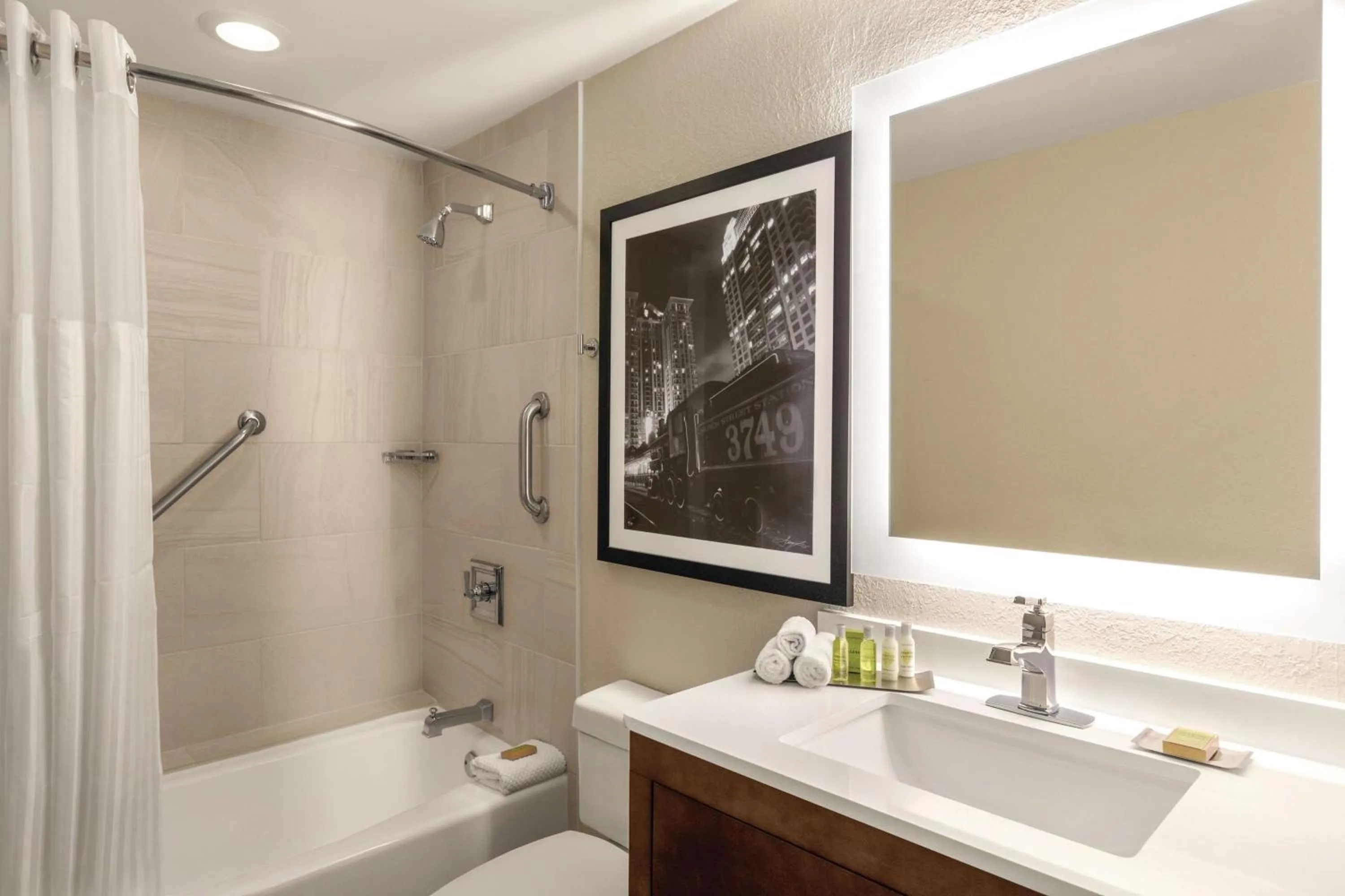 Bathroom in DoubleTree by Hilton Orlando Downtown