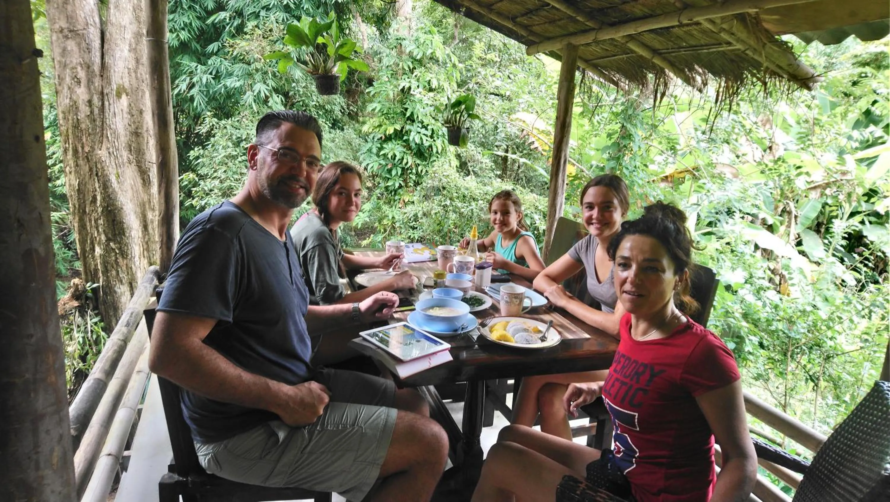 Hill Tribe Art House (Lahu & Akha Homestay)