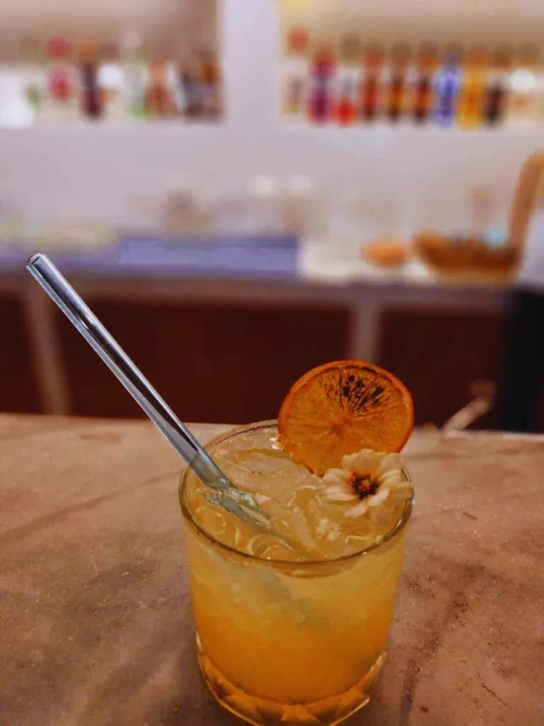 Restaurant/places to eat in Three Trees Samui Resort - Sarocha Villa