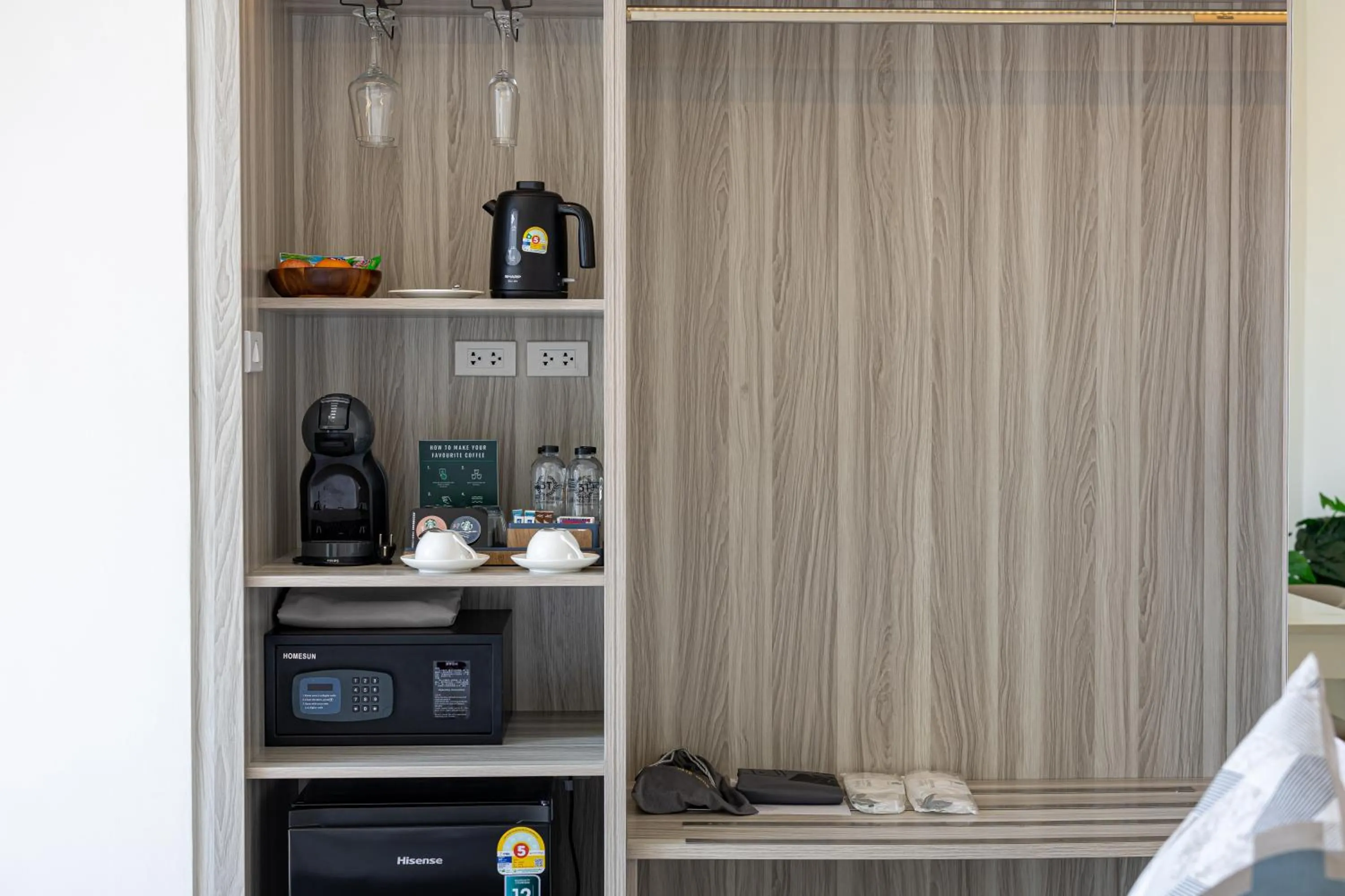 Property building in Three Trees Samui Resort - Sarocha Villa