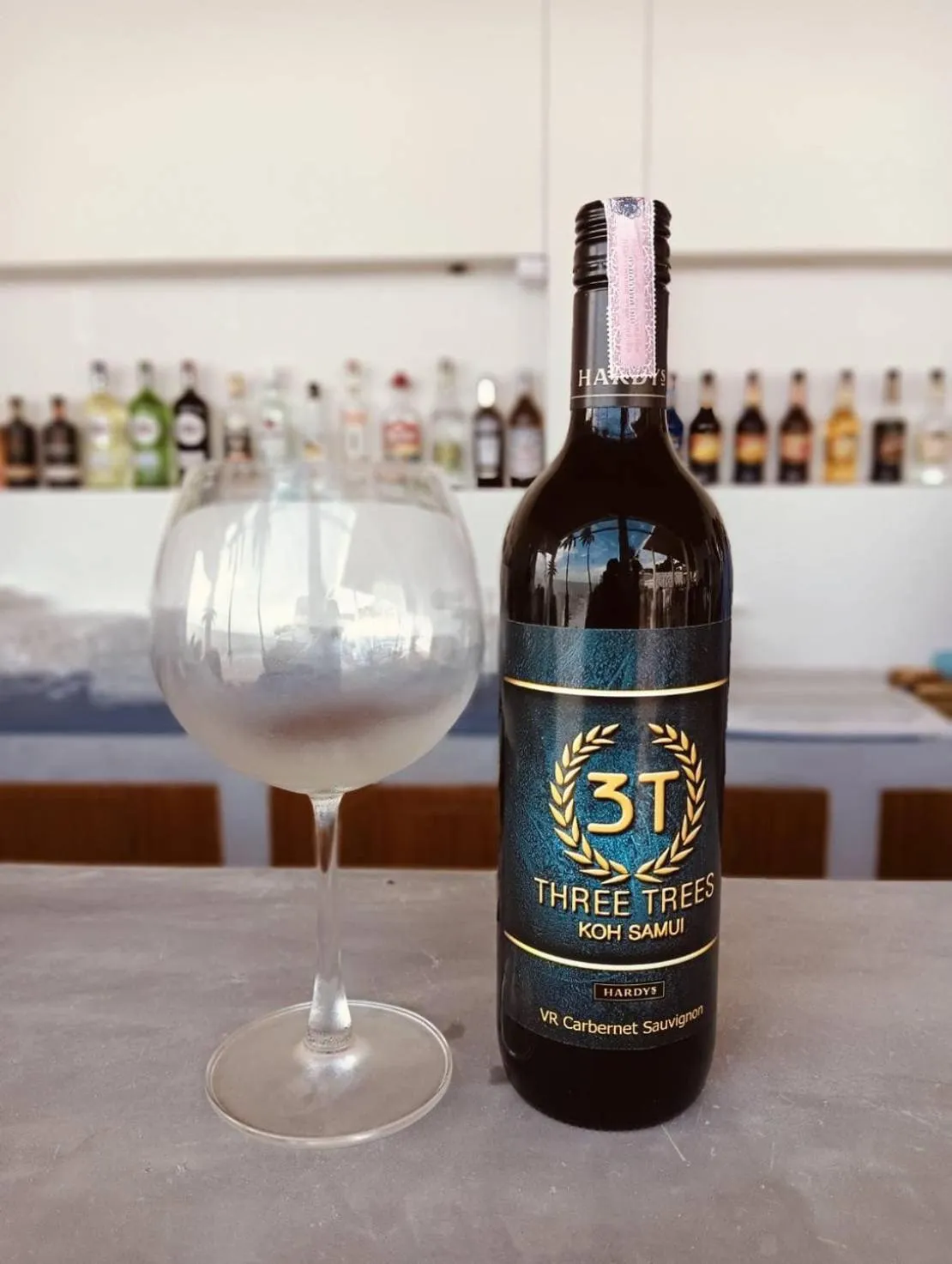 Restaurant/places to eat in Three Trees Samui Resort - Sarocha Villa