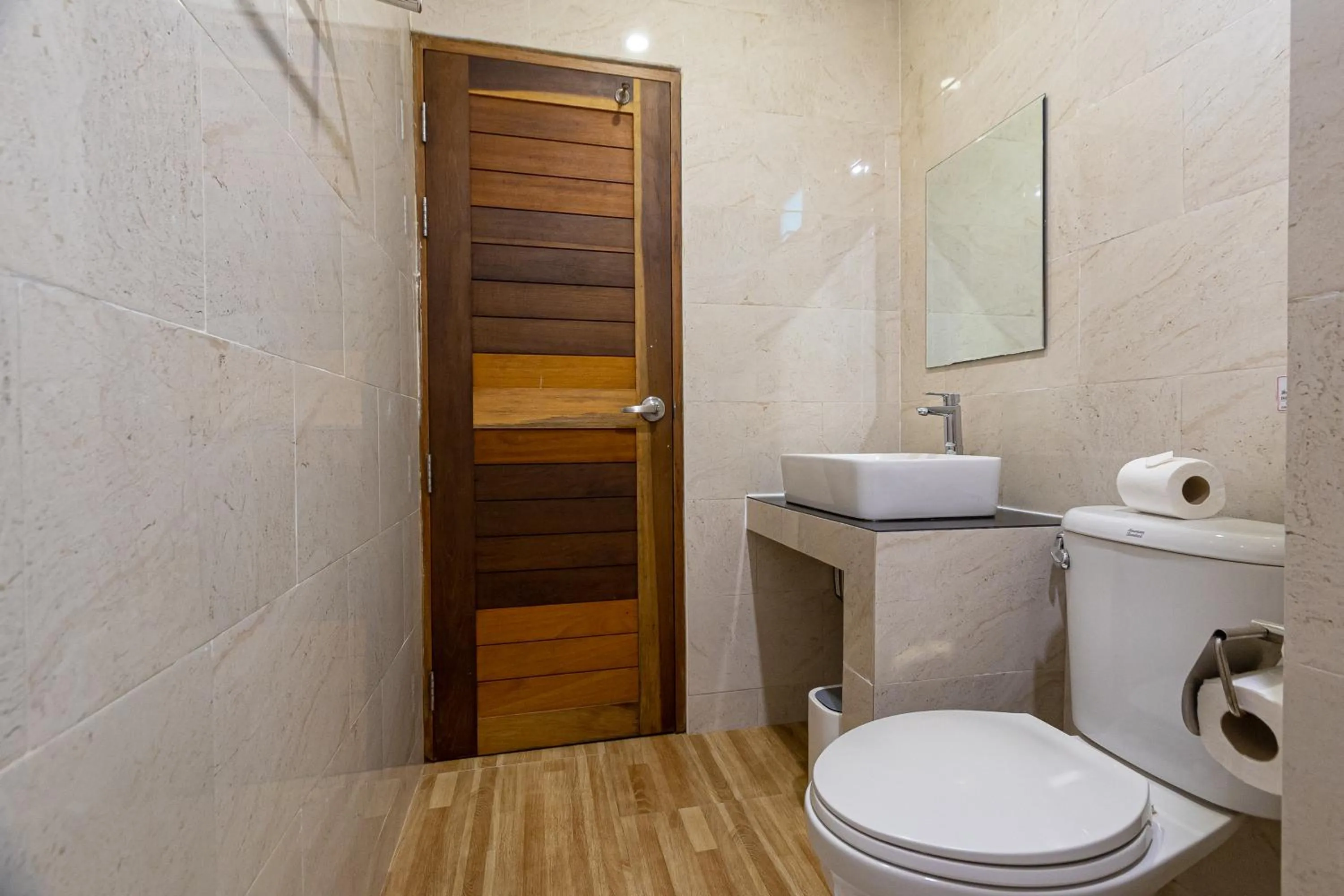 Bathroom in Three Trees Samui Resort - Sarocha Villa