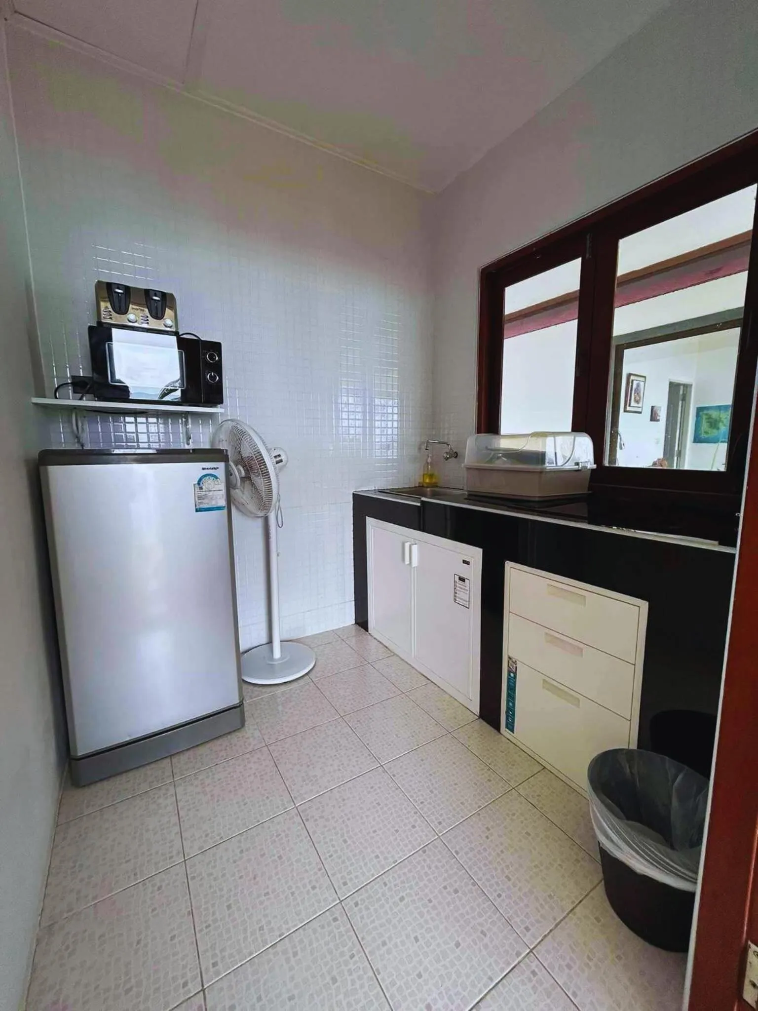 kitchen in Three Trees Samui Resort - Sarocha Villa