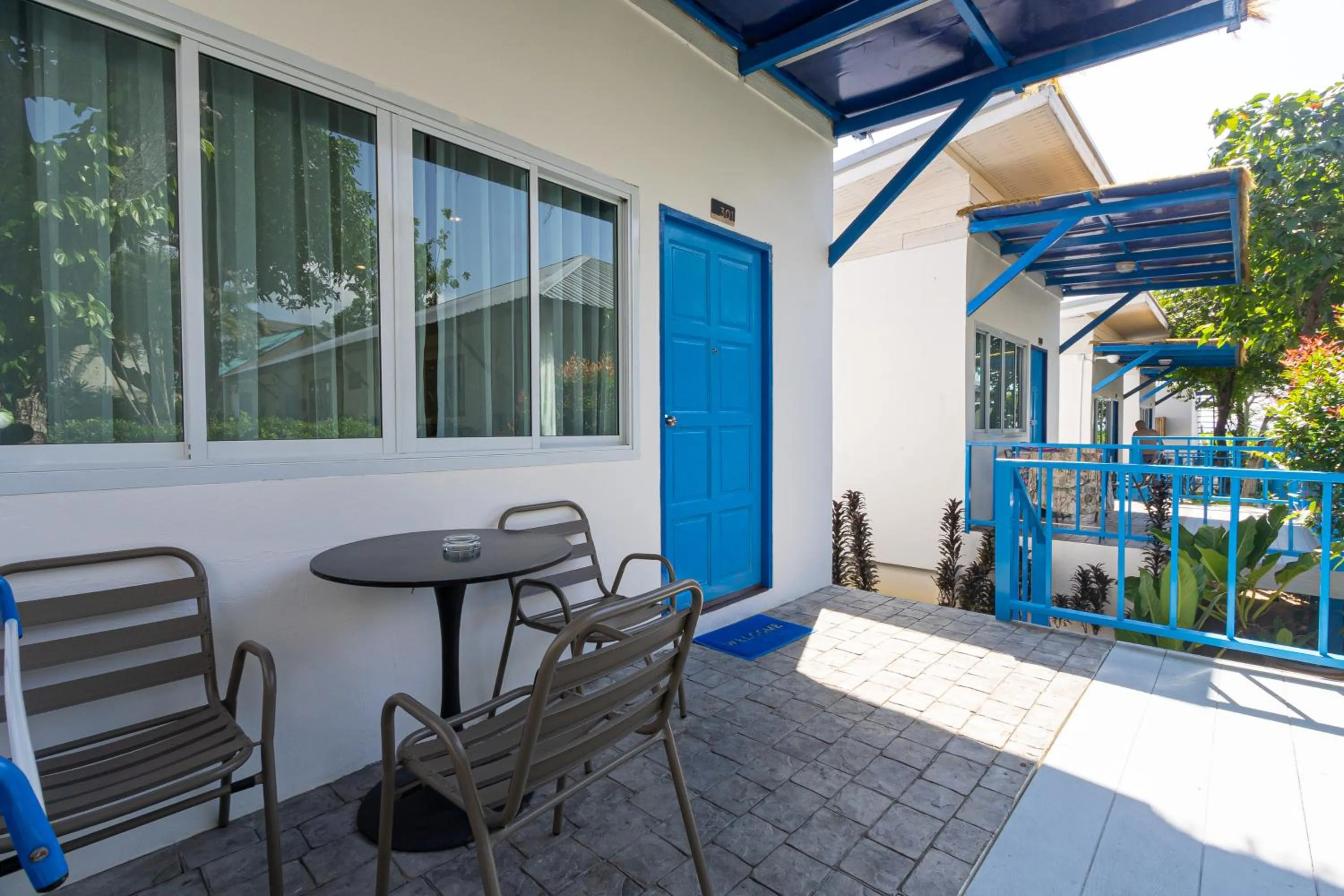 Balcony/Terrace in Three Trees Samui Resort - Sarocha Villa