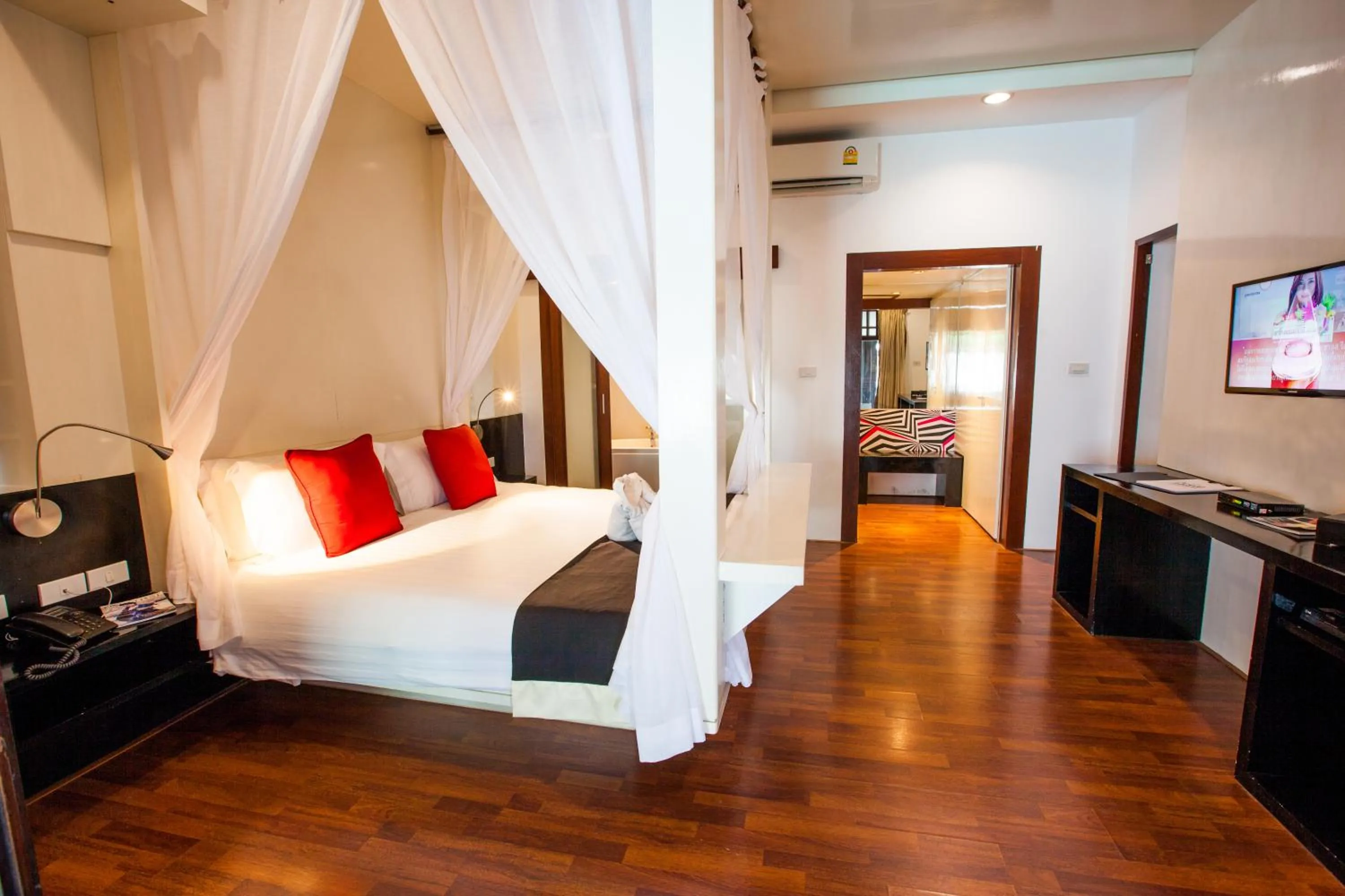 Bedroom, Bed in Pao Jin Poon Villa