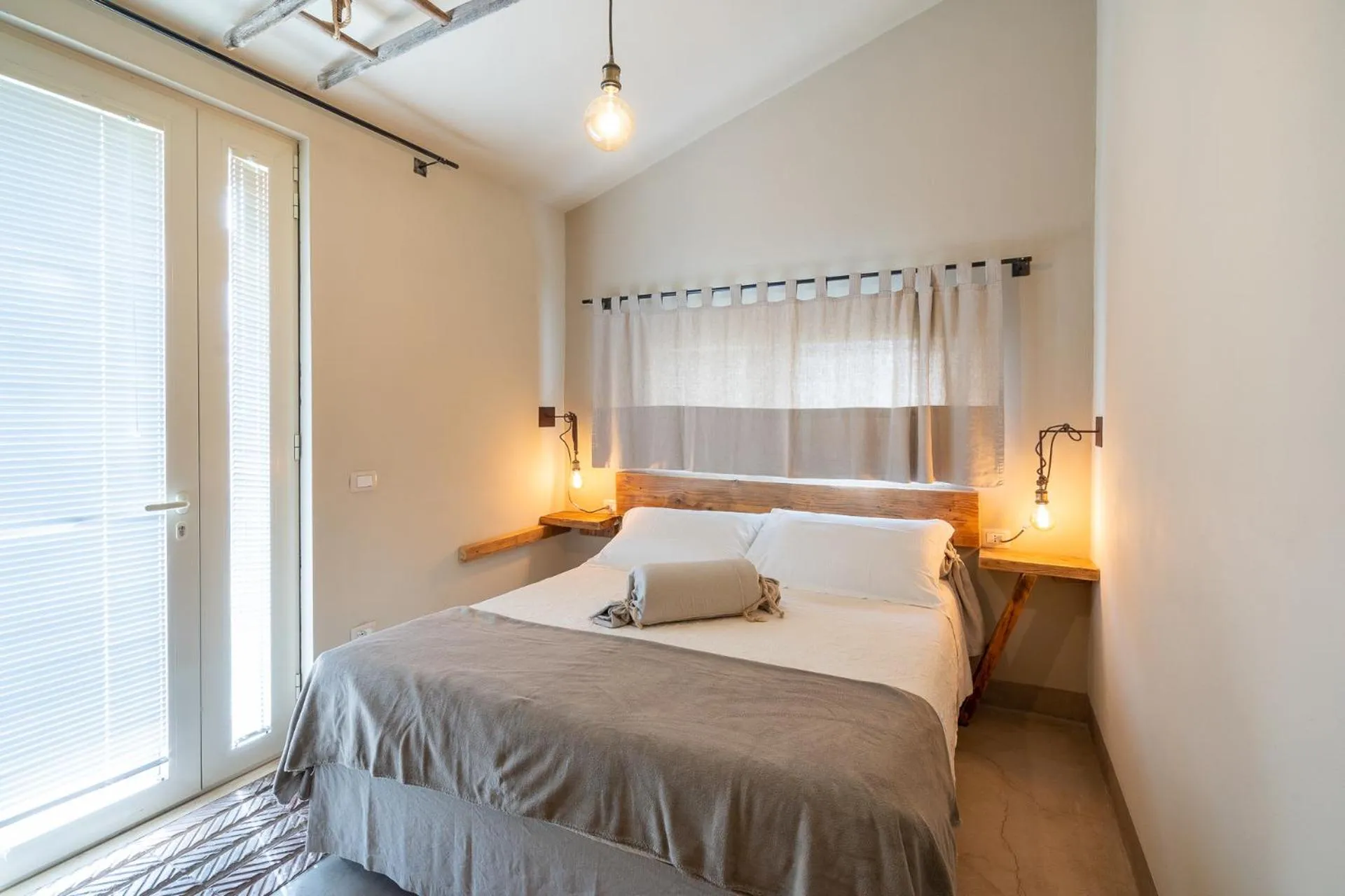 Bedroom, Bed in Agriturismo Sweet Cottage