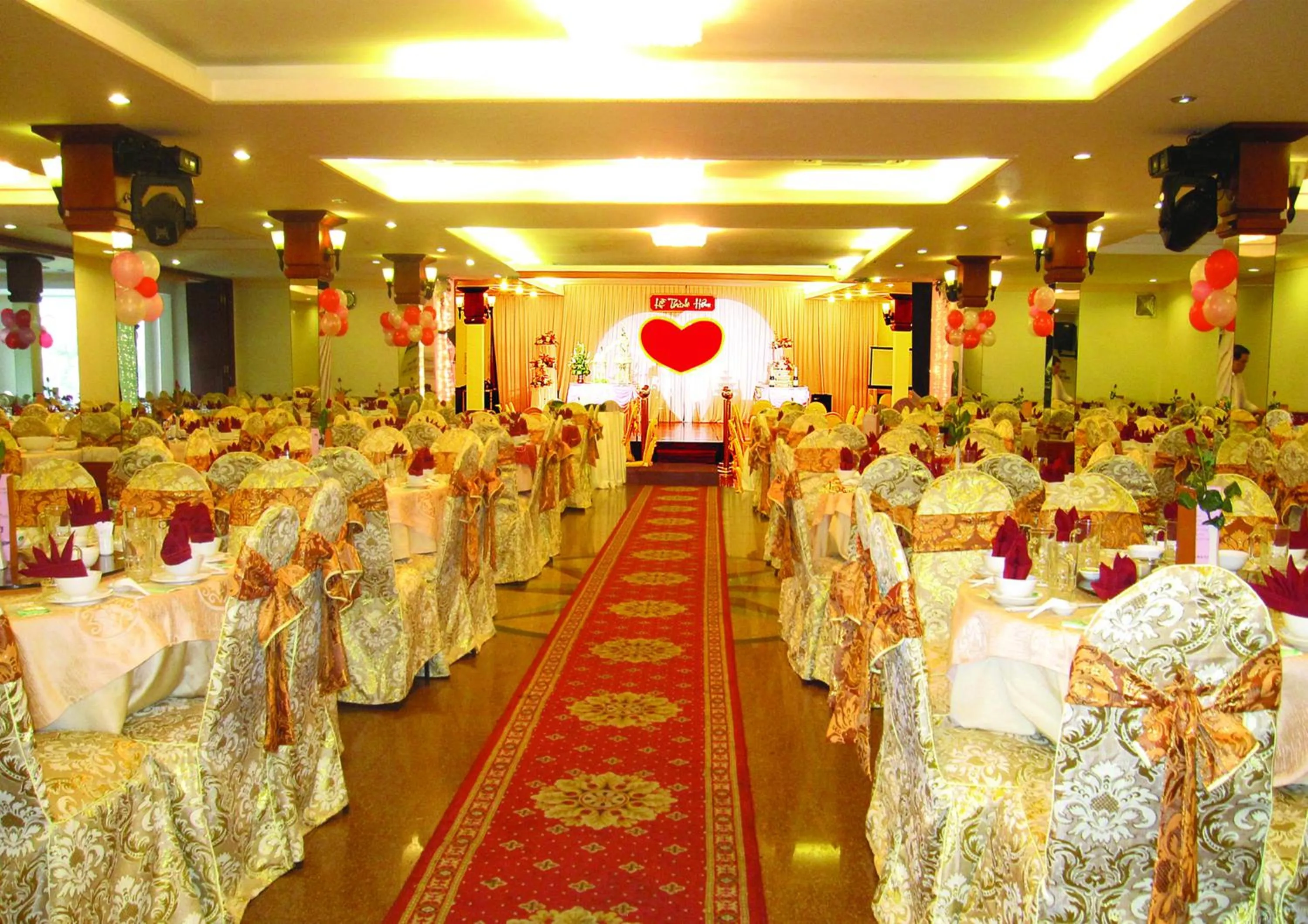 Banquet/Function facilities in Victory Sai Gon Hotel