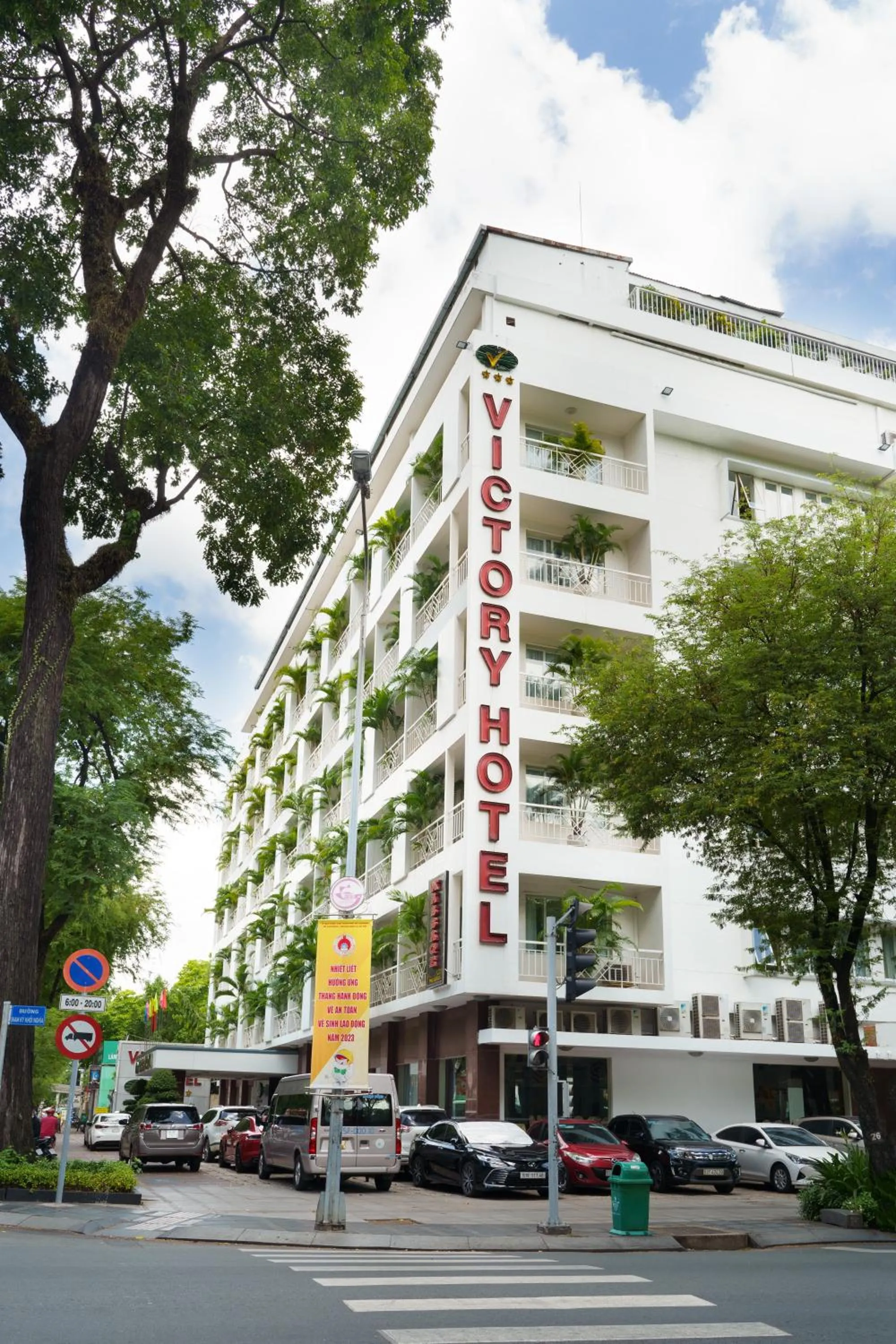 Property building in Victory Sai Gon Hotel