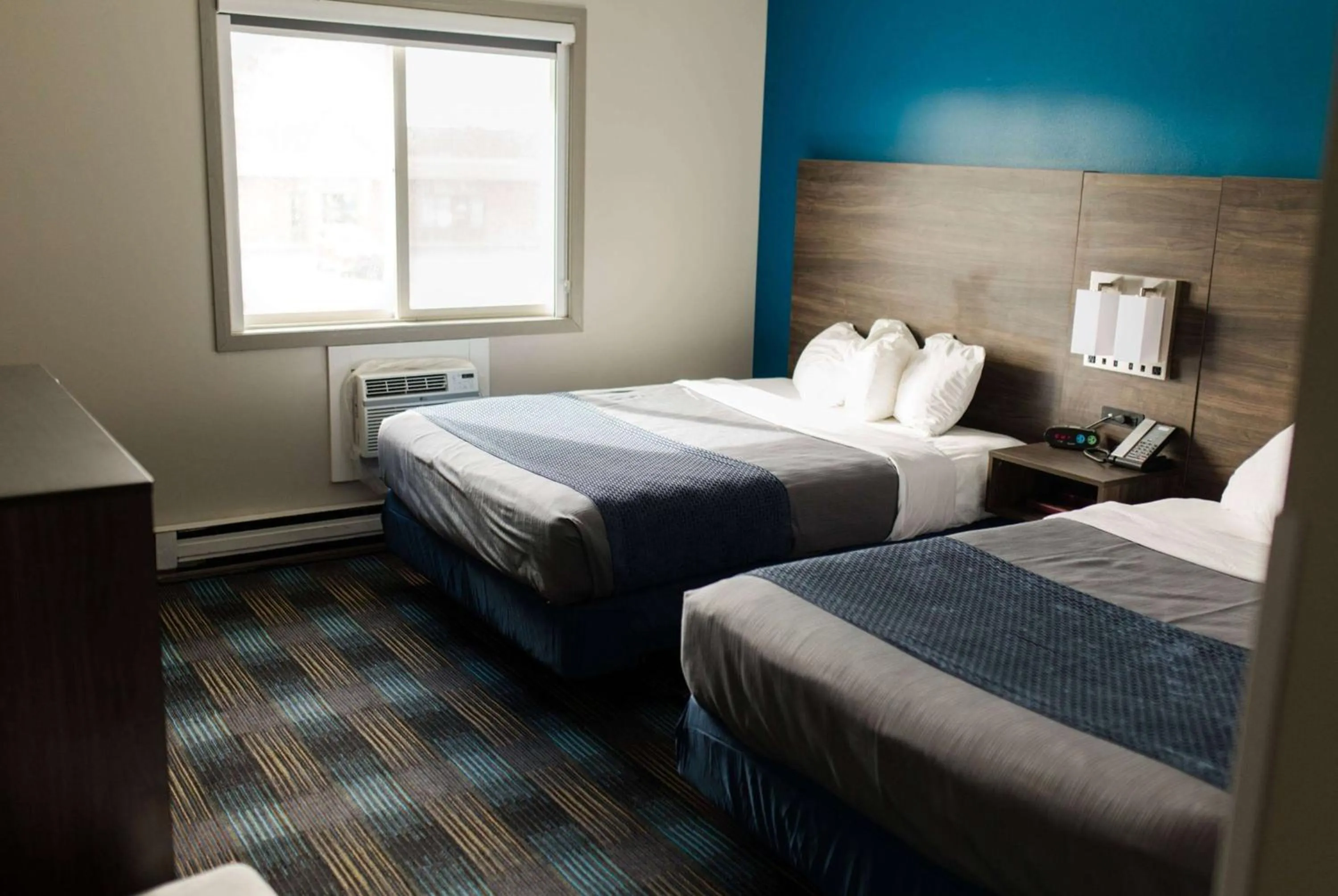 Photo of the whole room, Bed in Travelodge by Wyndham Escanaba