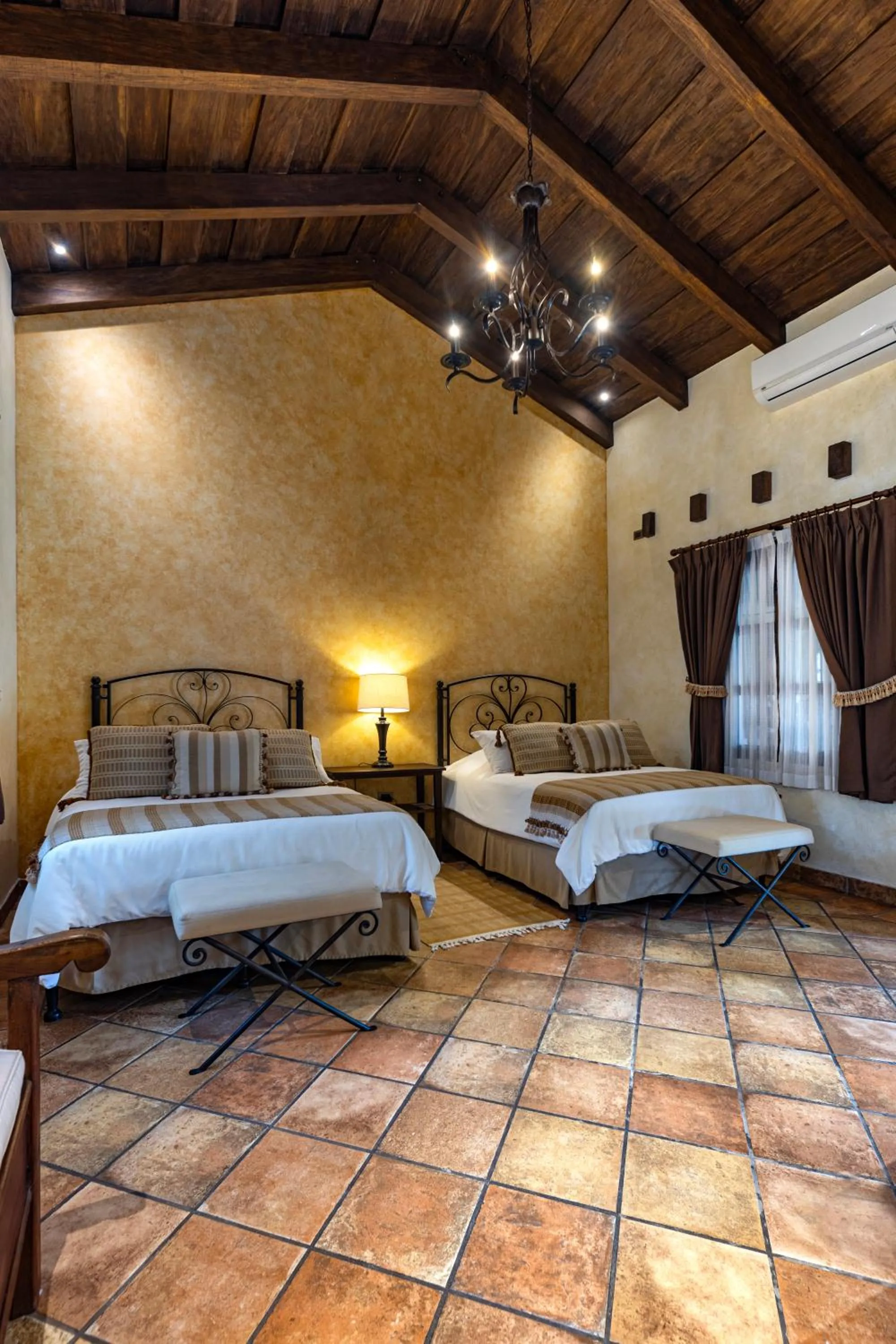 Bed in Casa Faustina Boutique Hotel