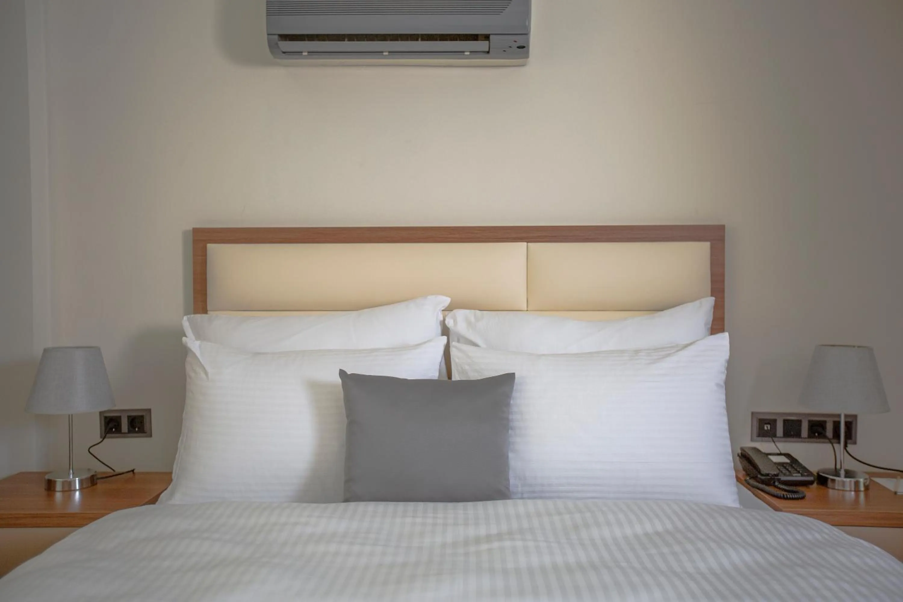 Bed in Kutlucan Oldtown