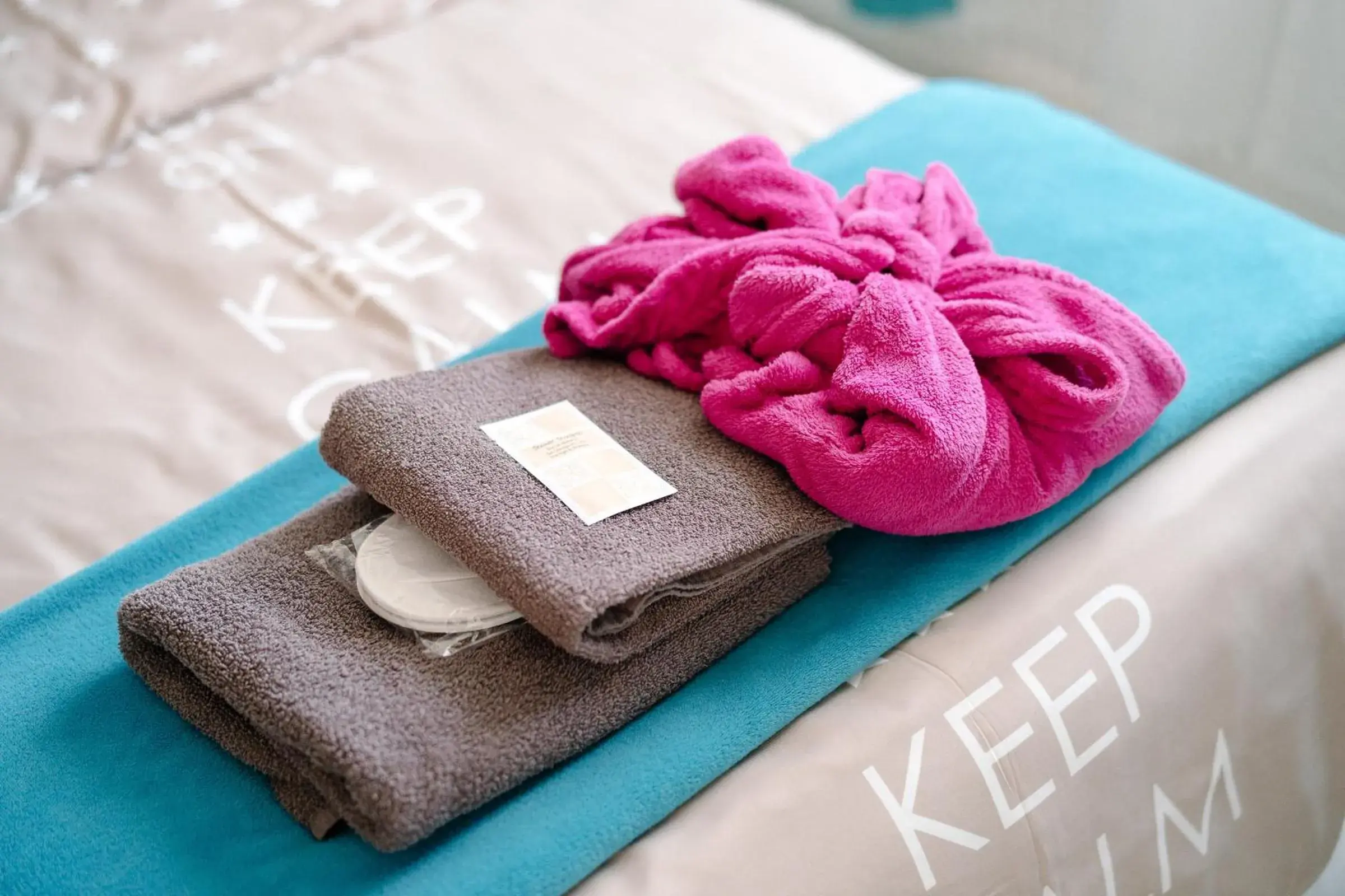 Triple Room - single occupancy in GästeHaus am Flughafen Düsseldorf Triple Room - single occupancy in GästeHaus am Flughafen Düsseldorf