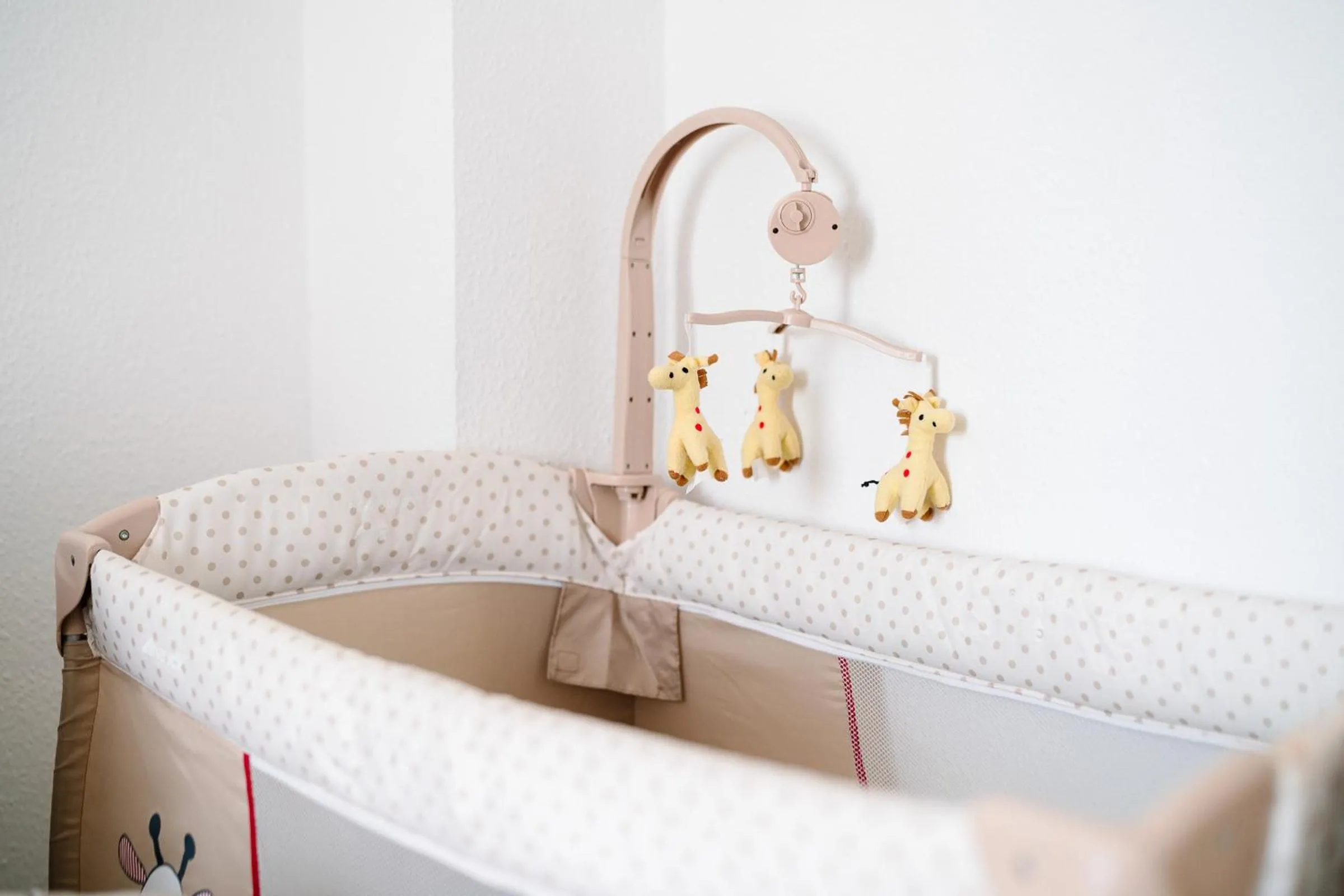 cot in GästeHaus am Flughafen Düsseldorf