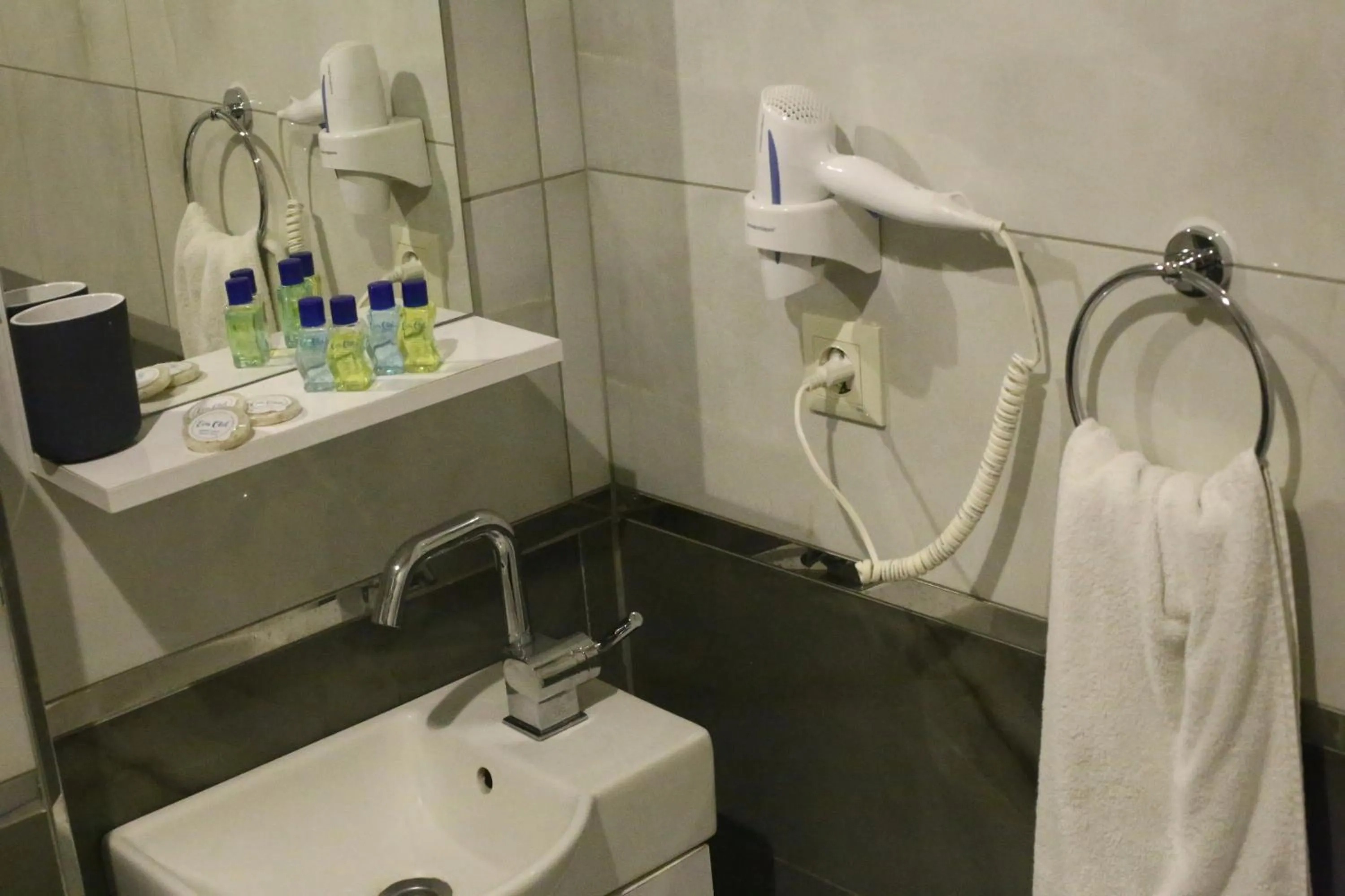 Bathroom in Eva Otel