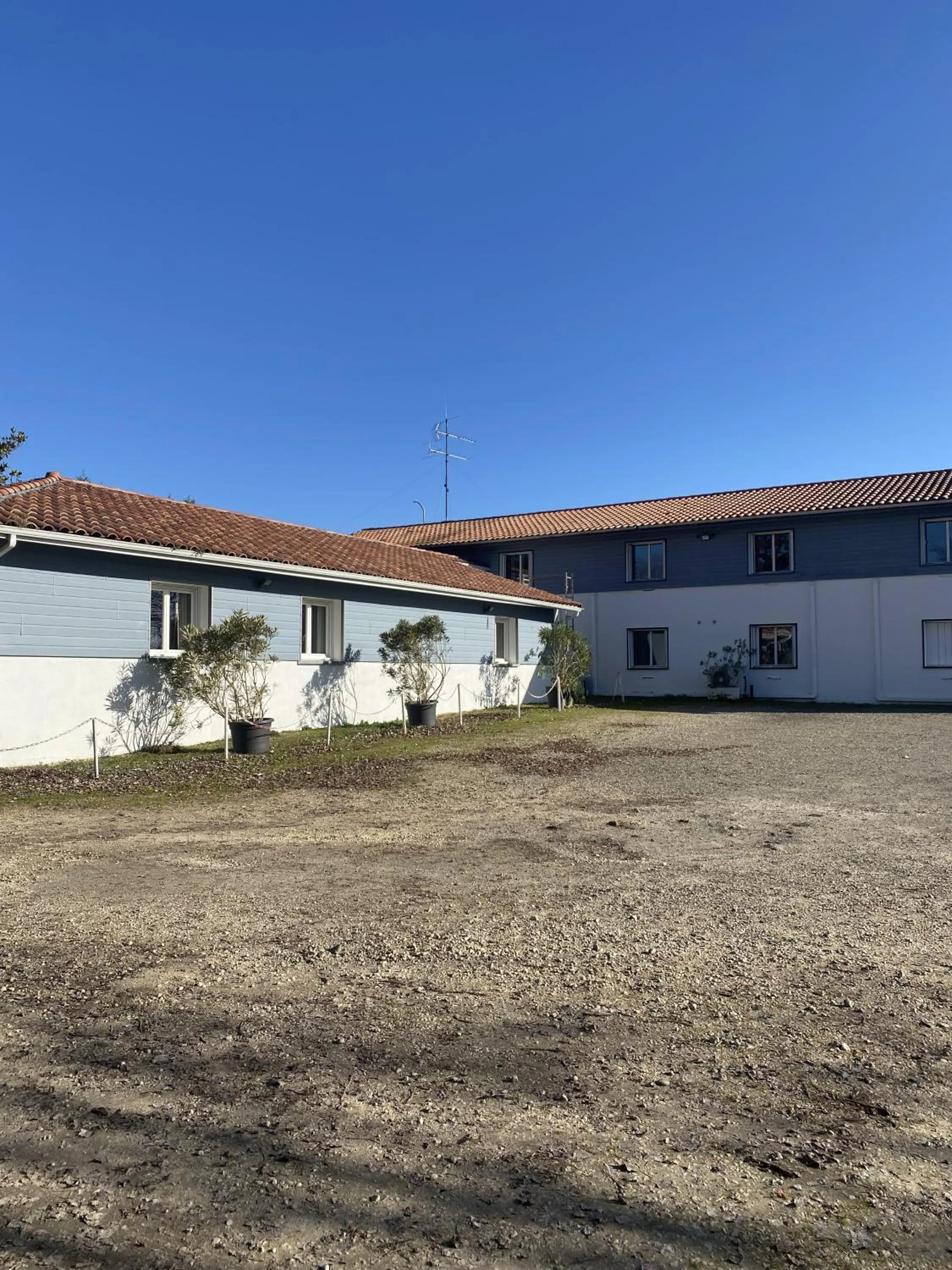 Parking in FastHôtel Mont de Marsan - Un Hôtel FH Collection