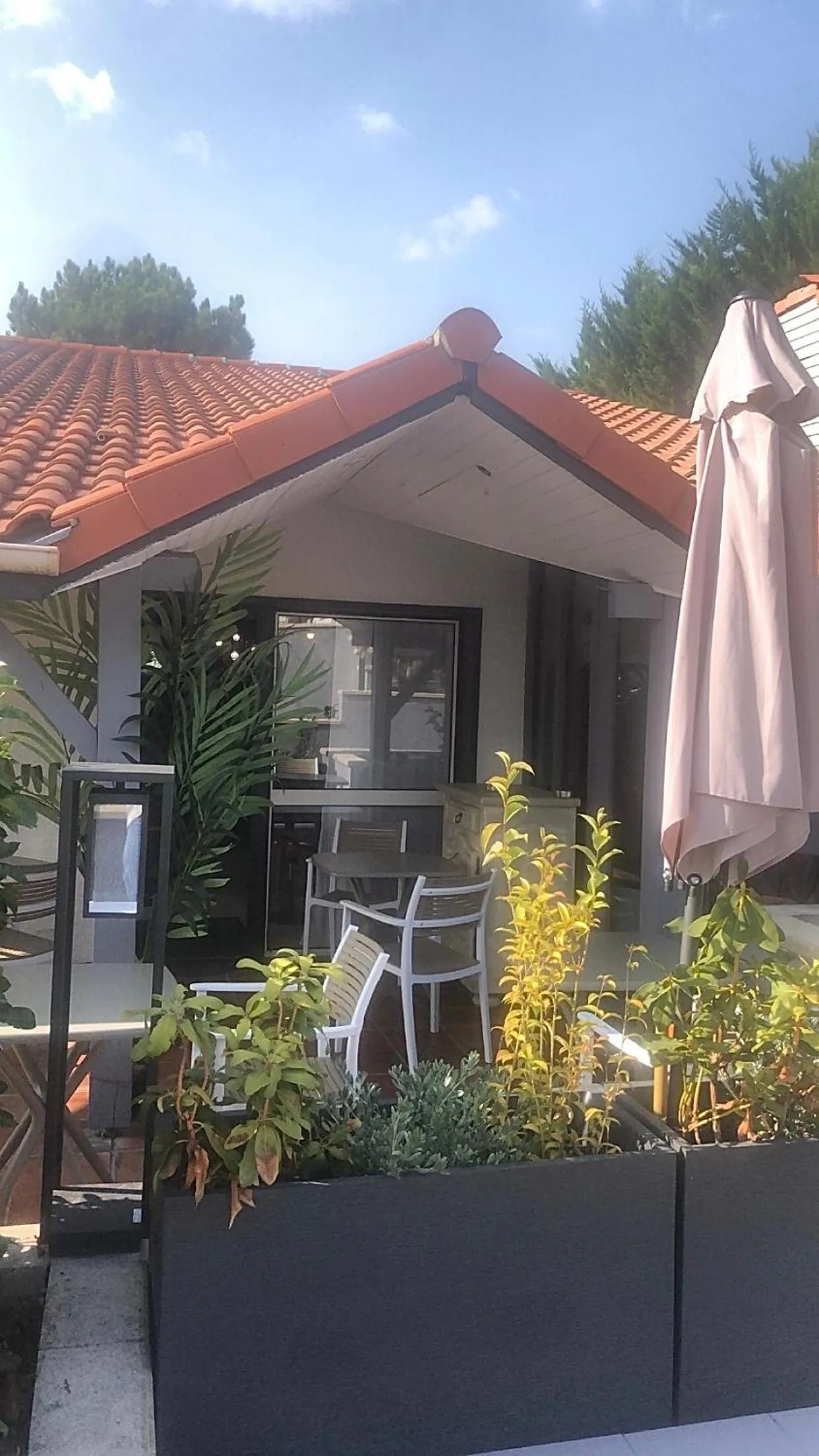 Patio in FastHôtel Mont de Marsan - Un Hôtel FH Collection