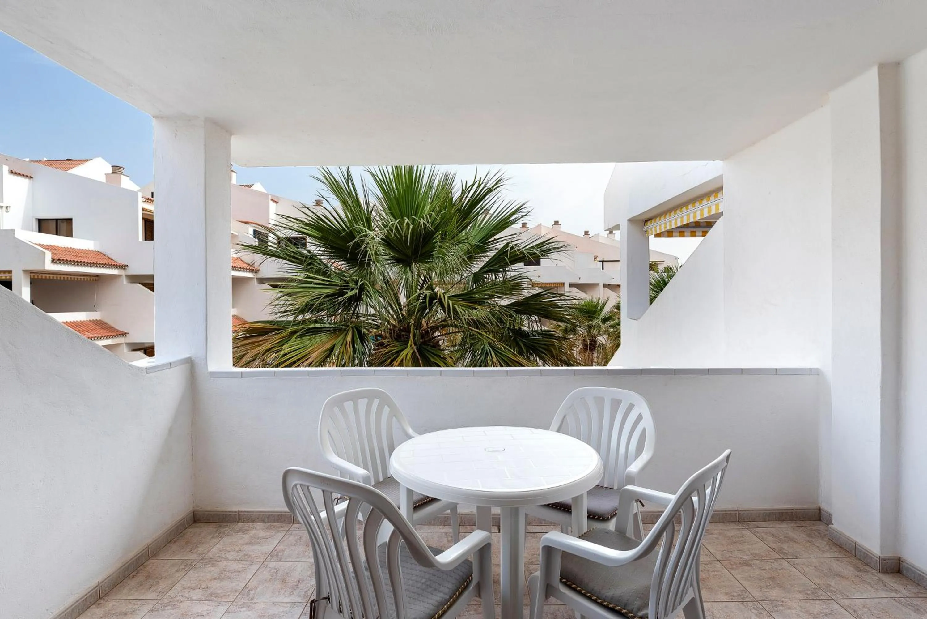 Balcony/Terrace in Paloma Beach Apartments