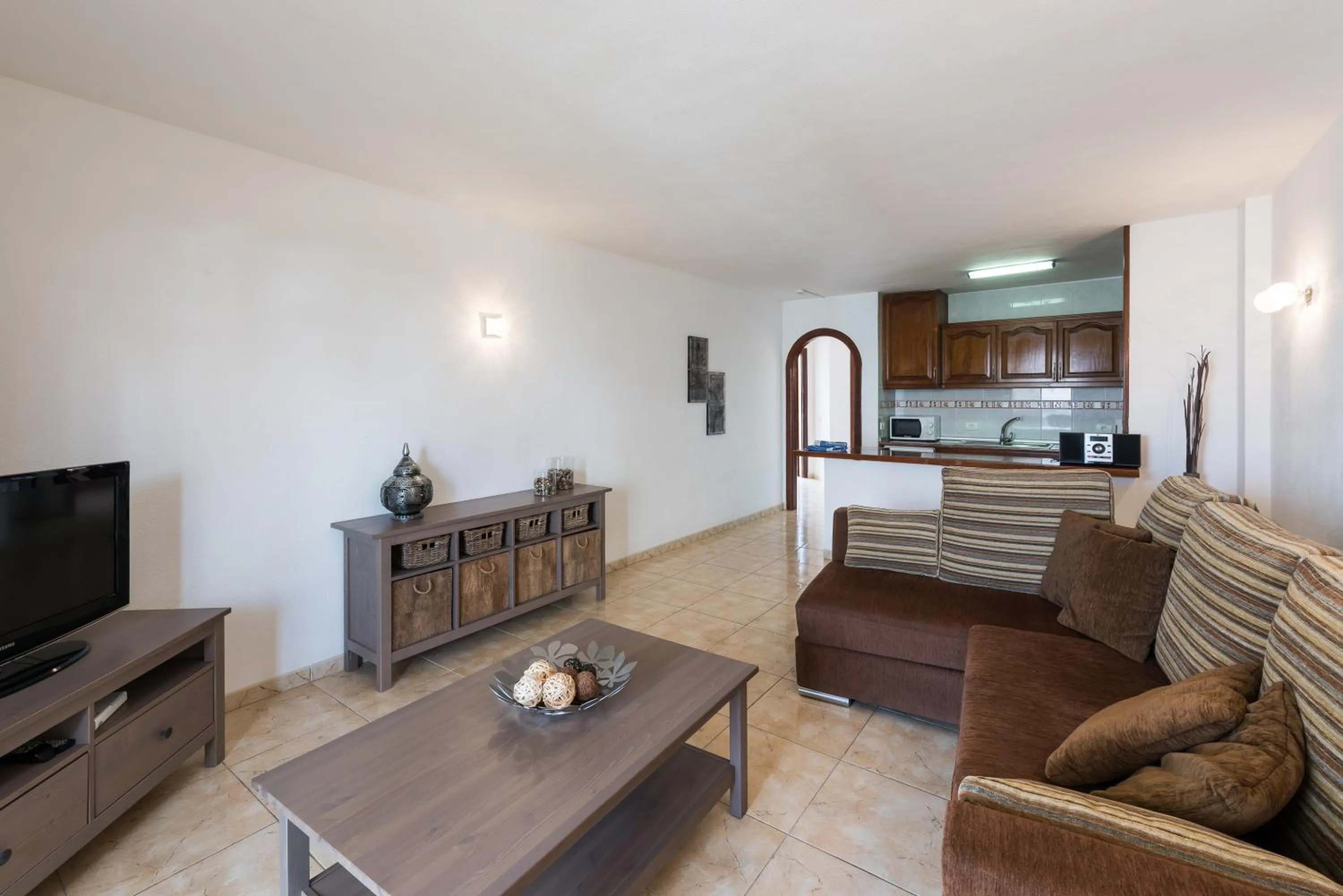 Living room in Paloma Beach Apartments