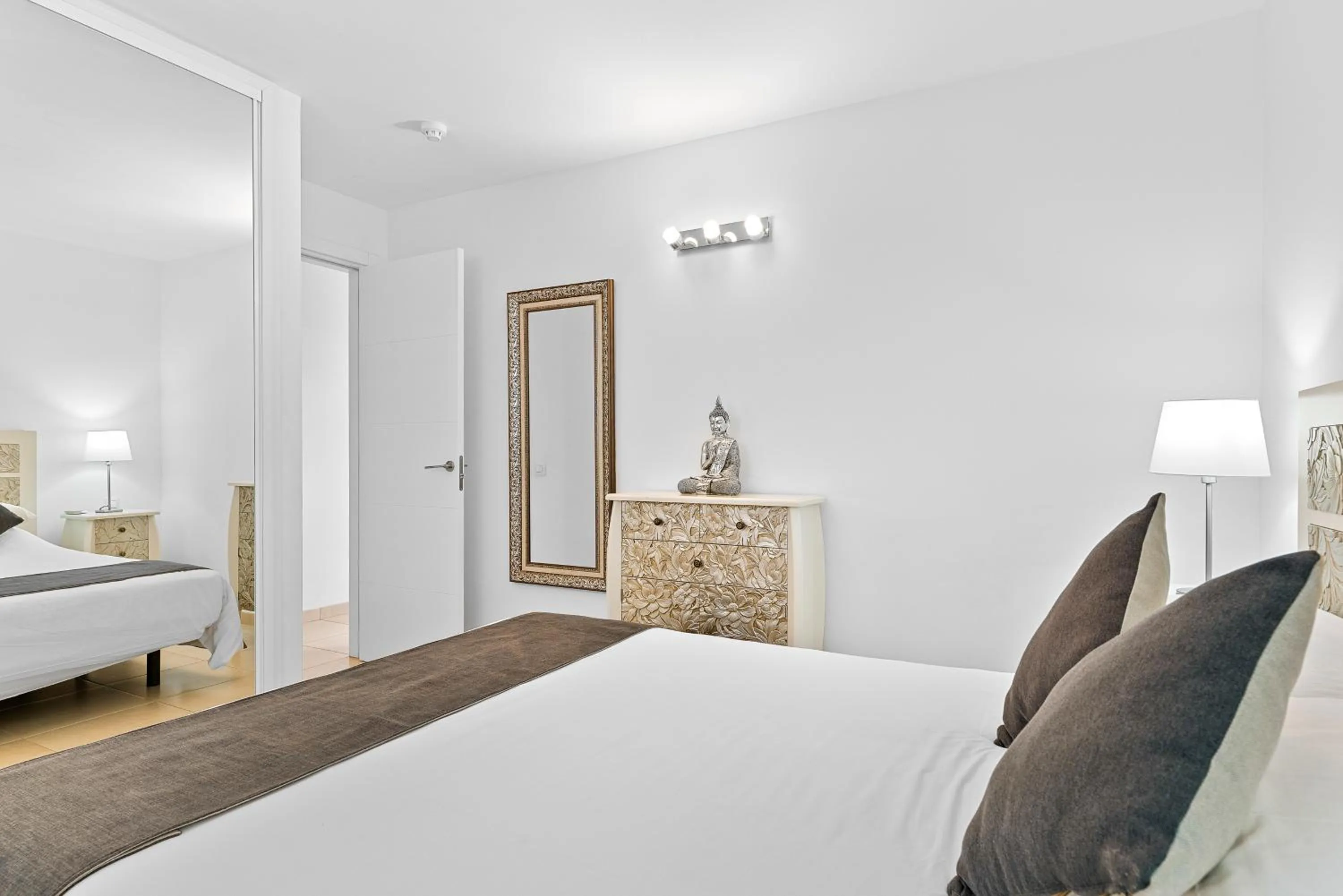 Photo of the whole room, Bed in Paloma Beach Apartments