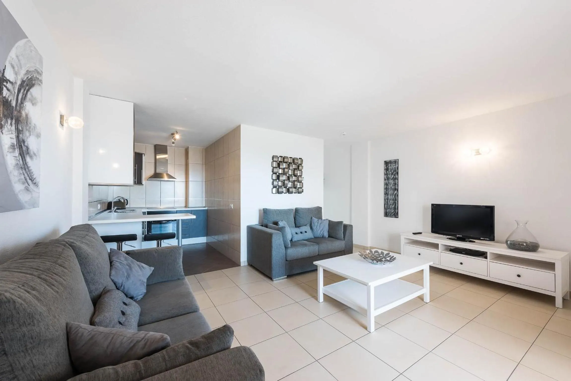 Living room in Paloma Beach Apartments