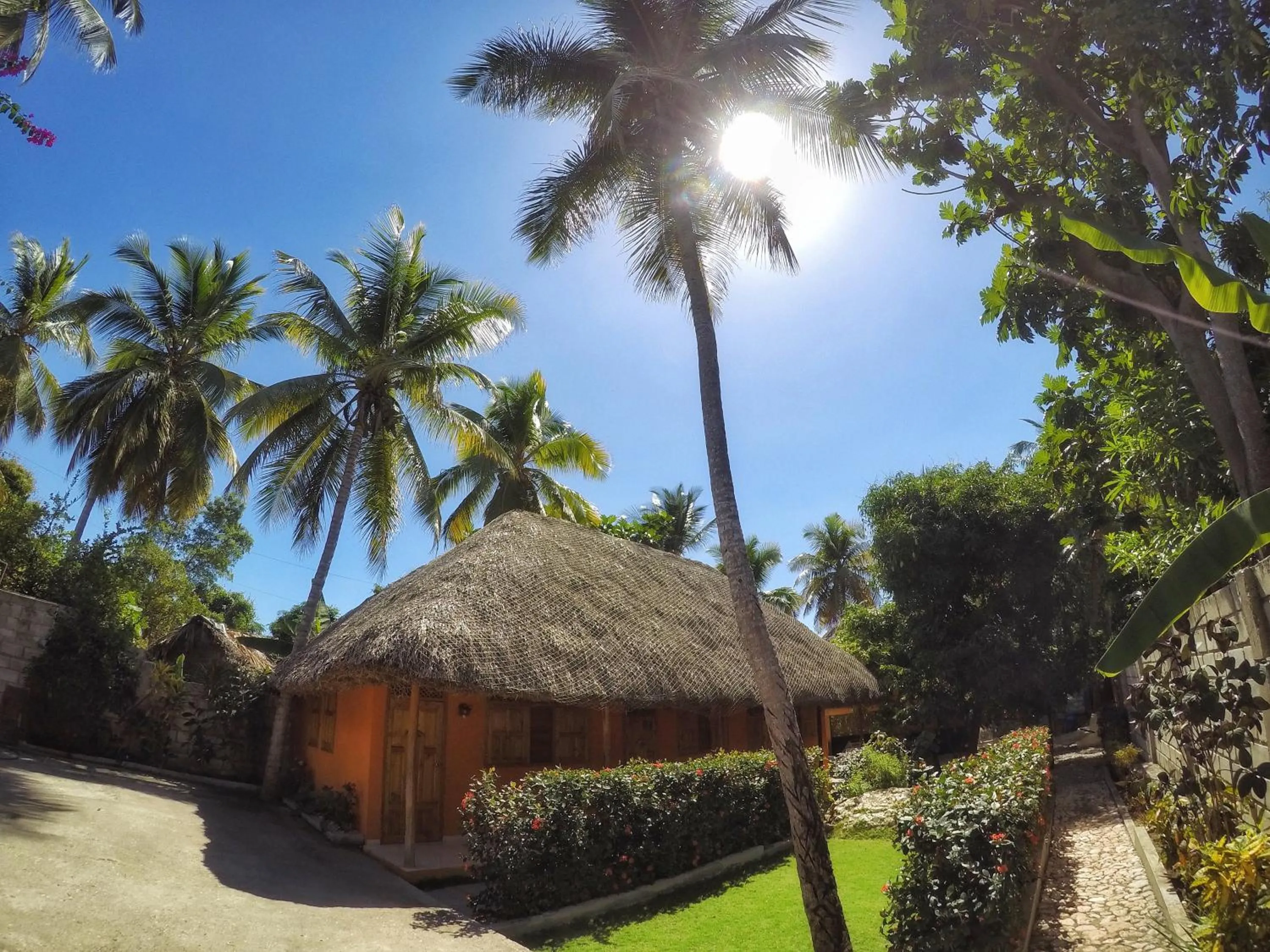 coin perdu guest house